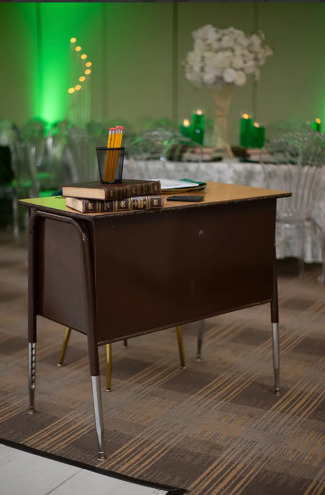 Desk (Small)