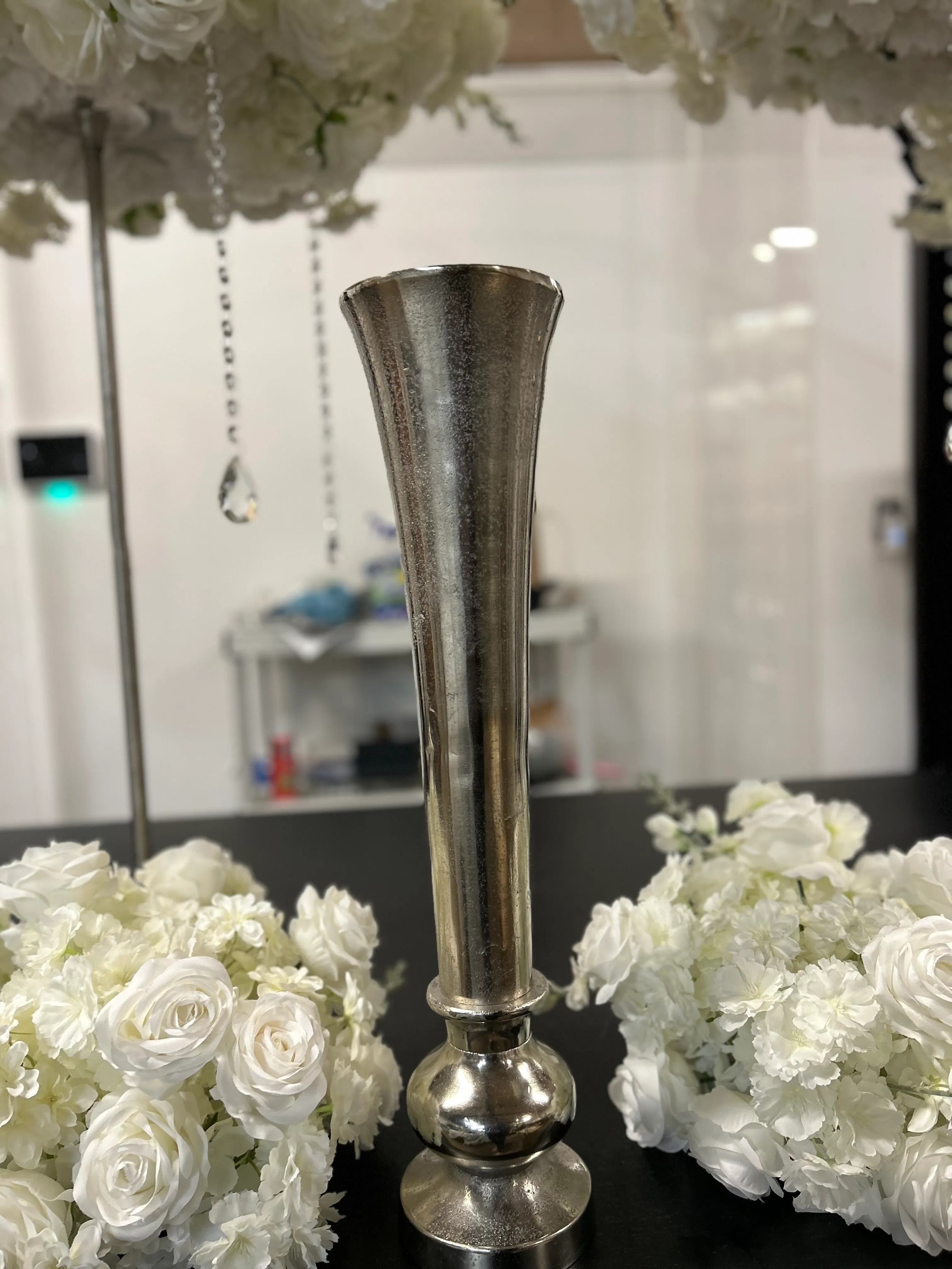 Silver Vase (R)