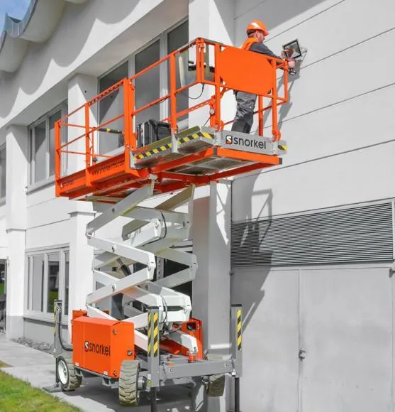 SNORKEL SCISSOR LIFT S2755RT
