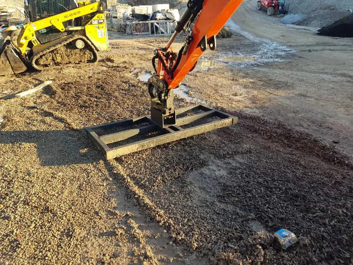 Spreader Bar Attachment - Suit Mini Excavator