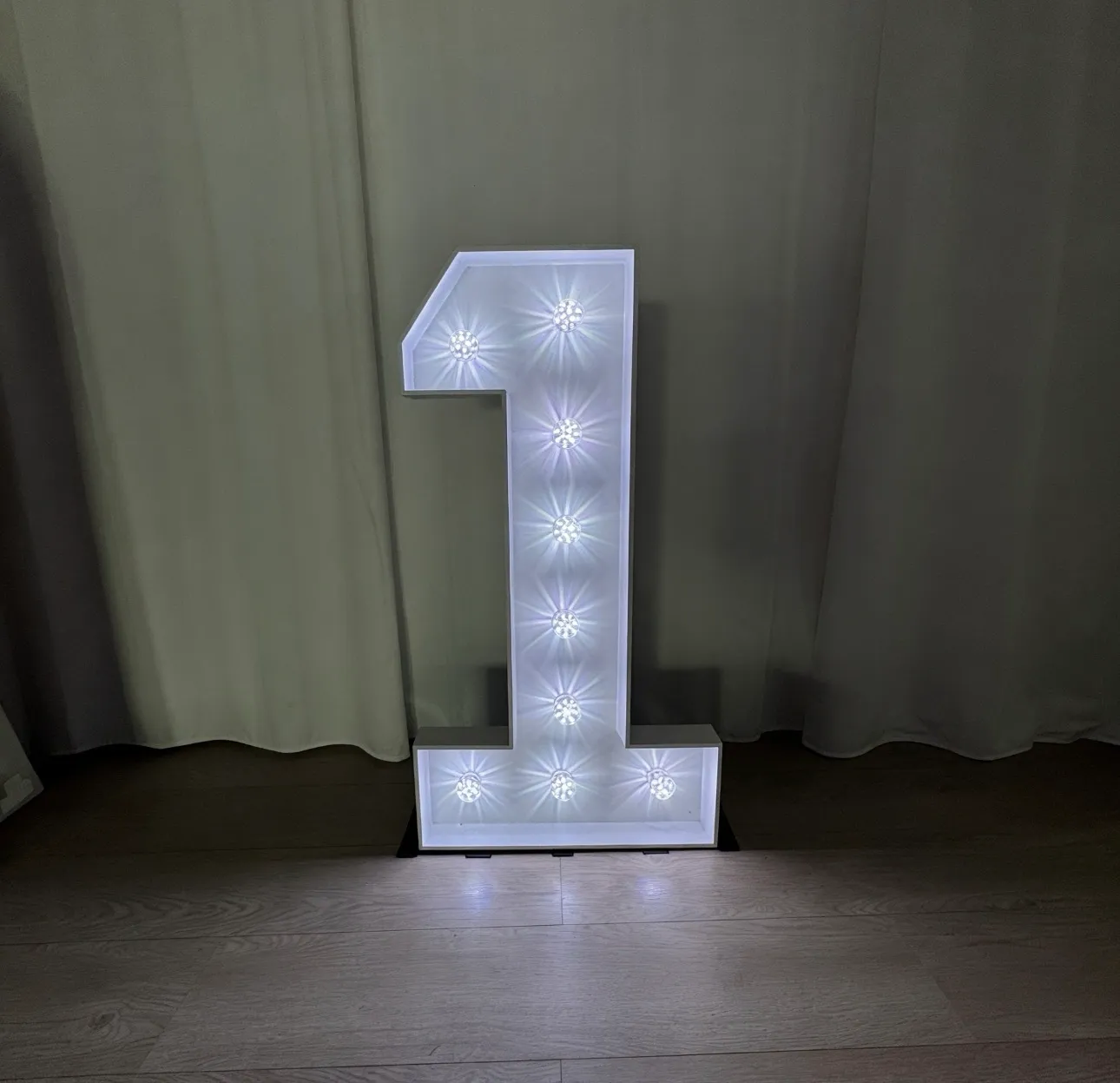 Light Up Numbers: 0-9 Available 