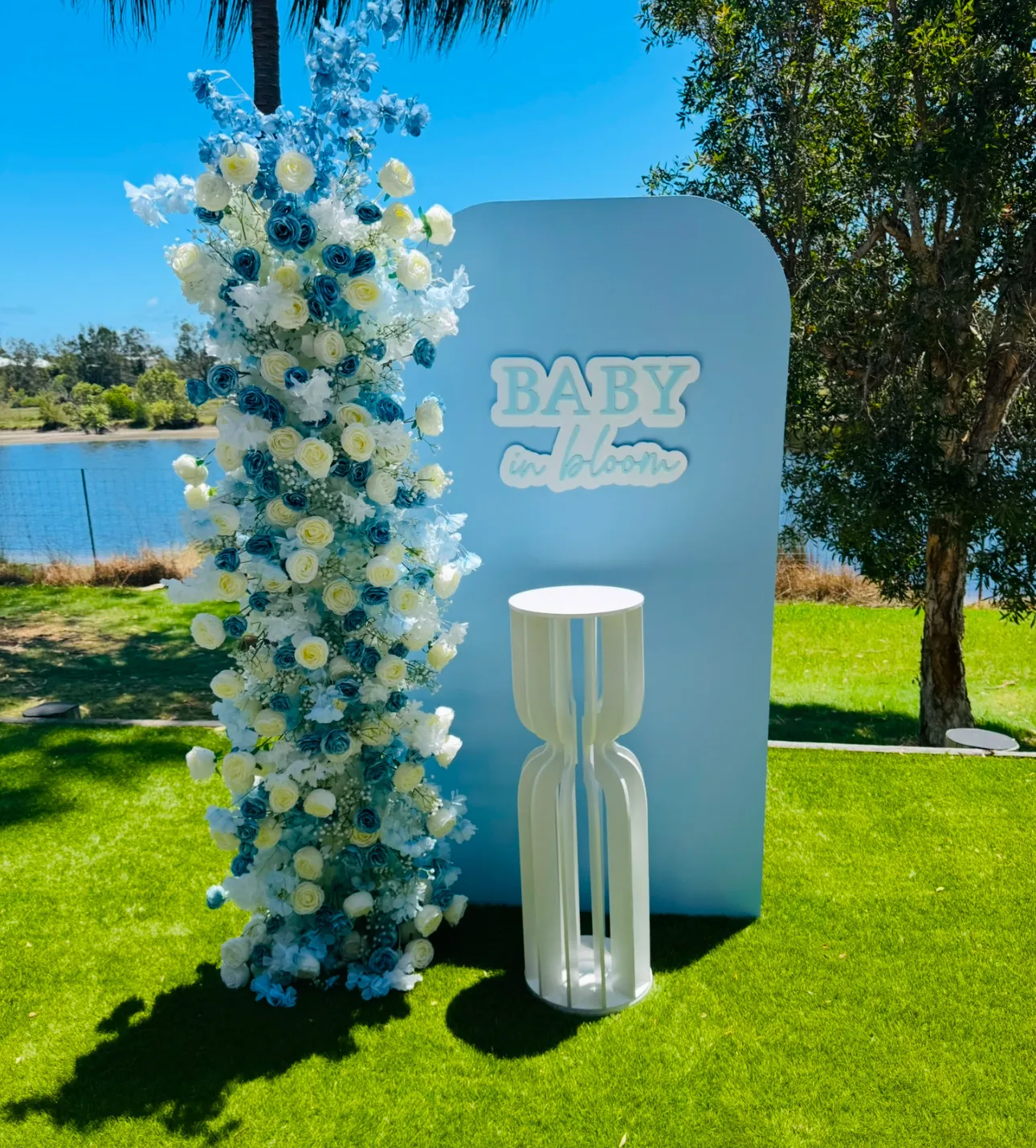 Blue Curved Backdrop  
