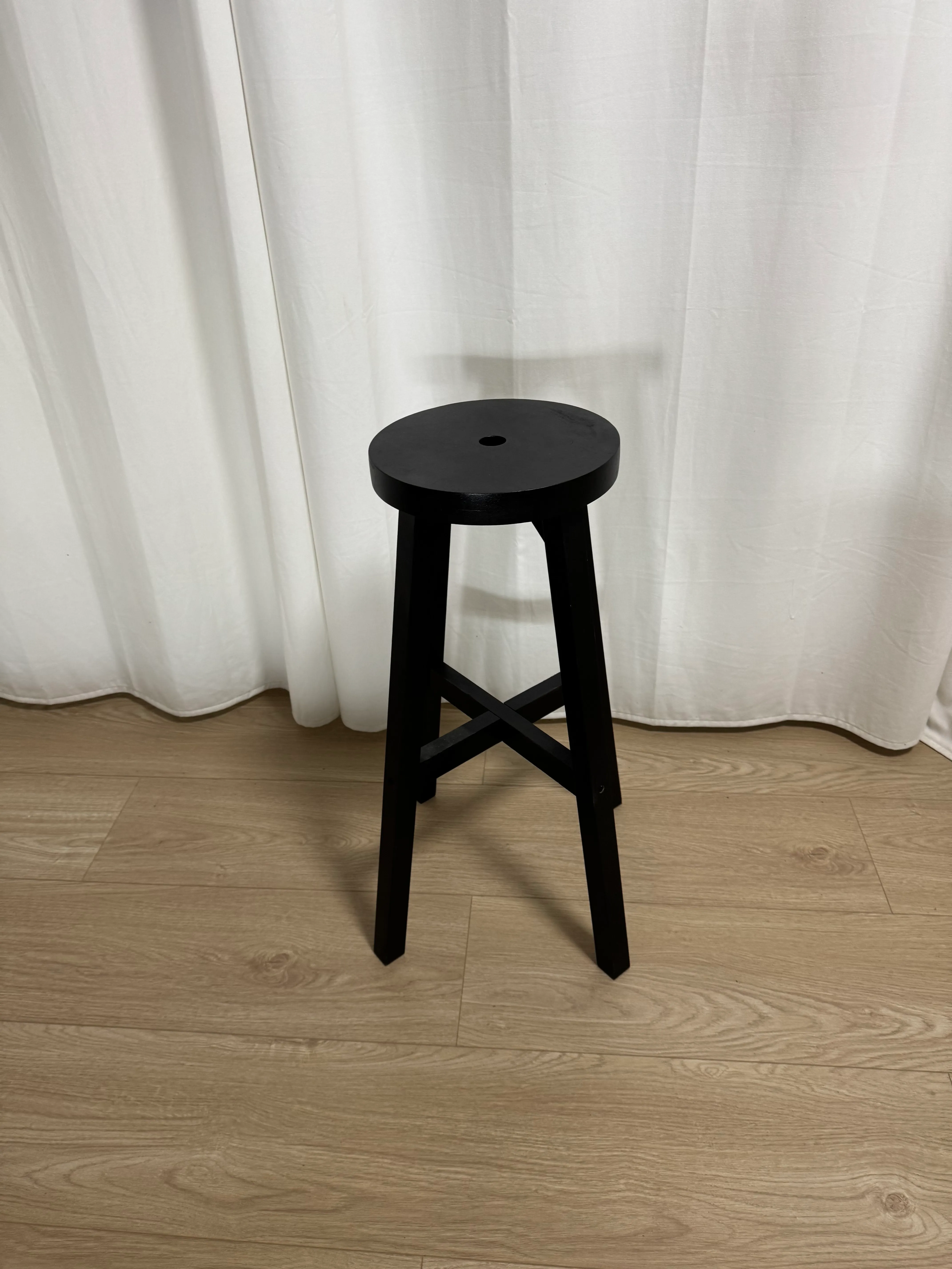 Wooden Black Bar Stools 