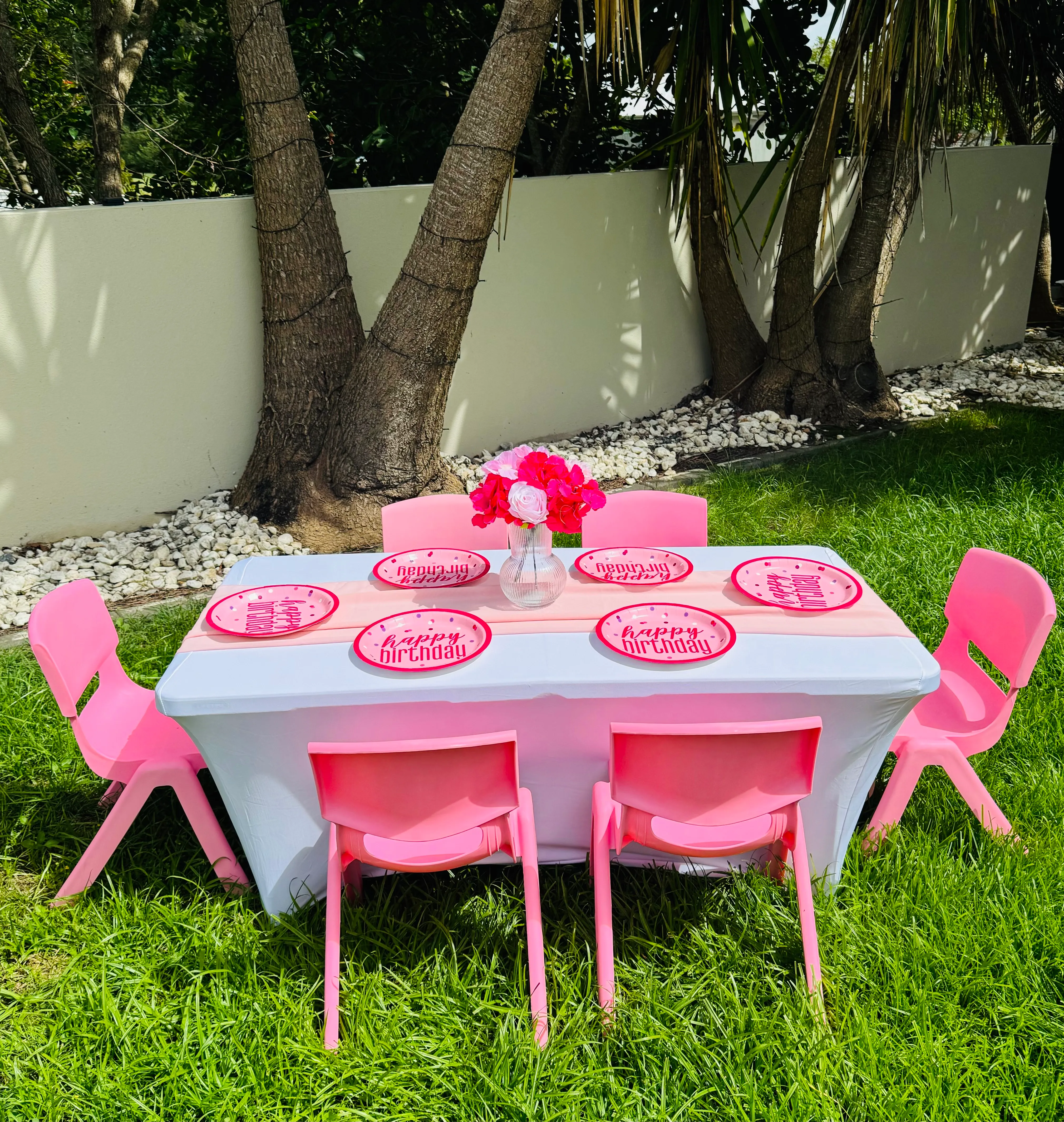 Kids Table & Chairs: Pink 
