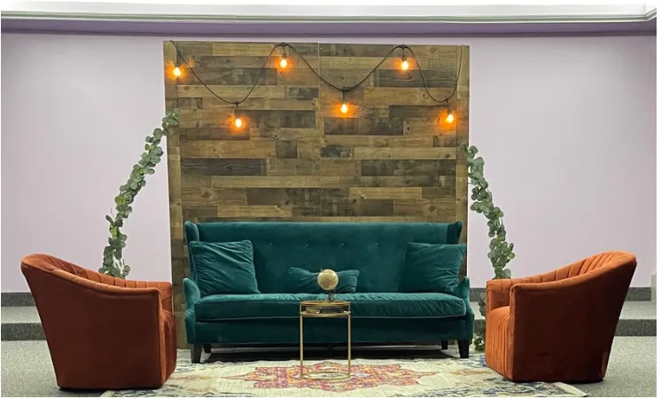 Pared Madera 2 tonos 8'x8'