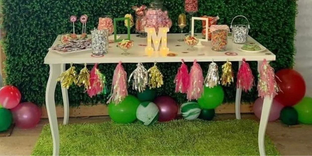 Mesa Blanca Victoriana