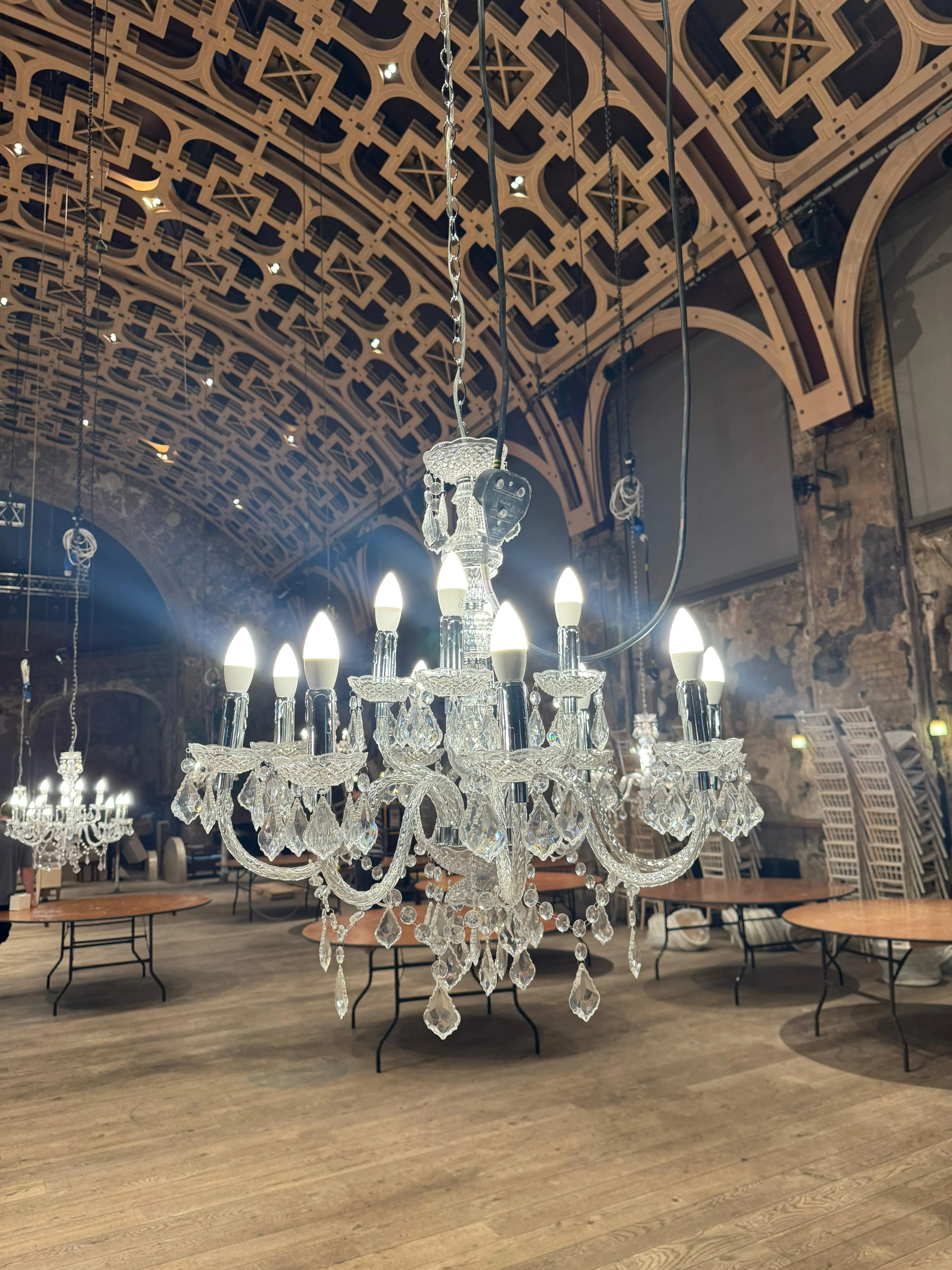 Acrylic Chandelier - 12 arm 