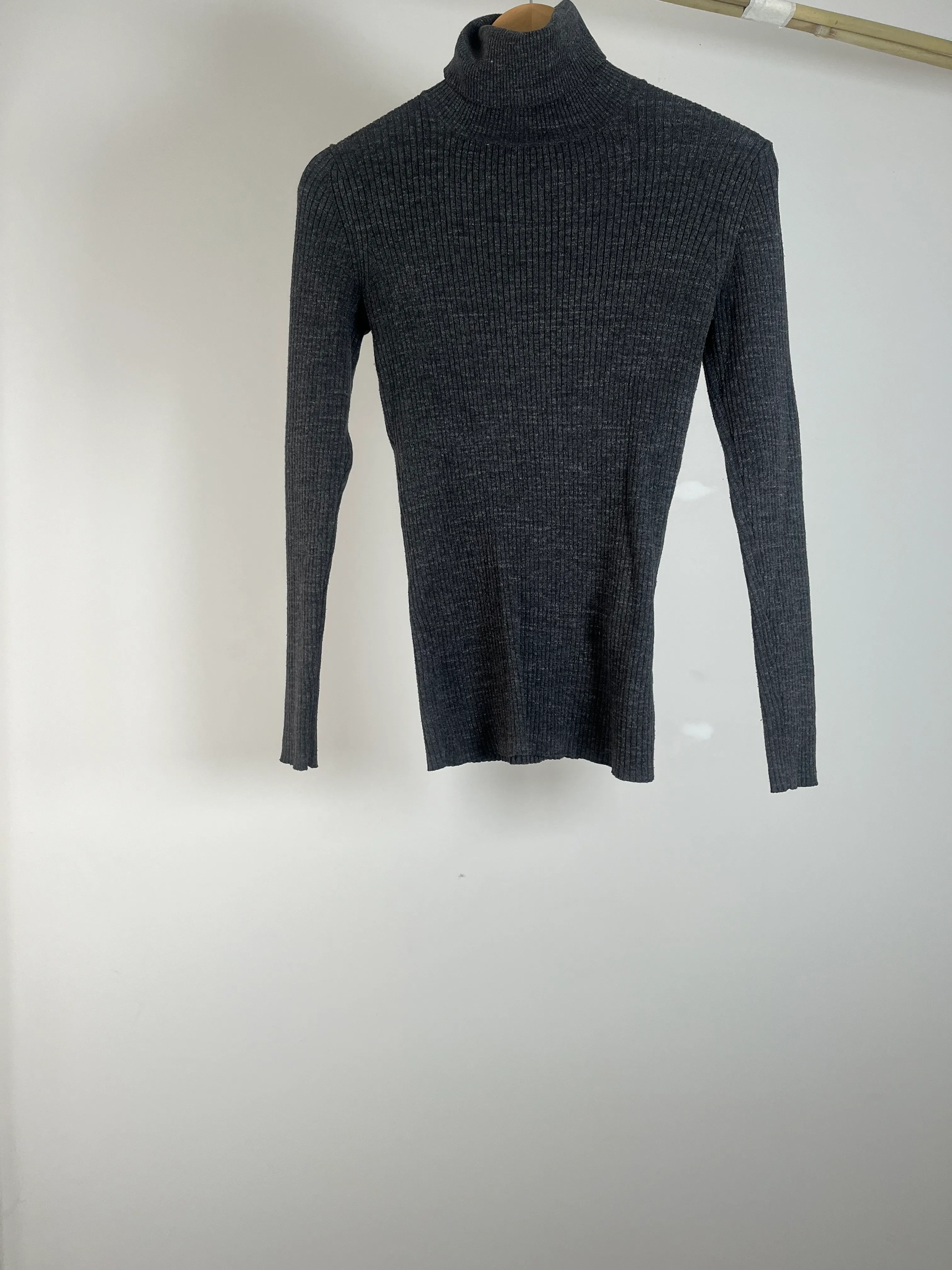 Womens Dark Grey Ribbed Turtleneck - 10