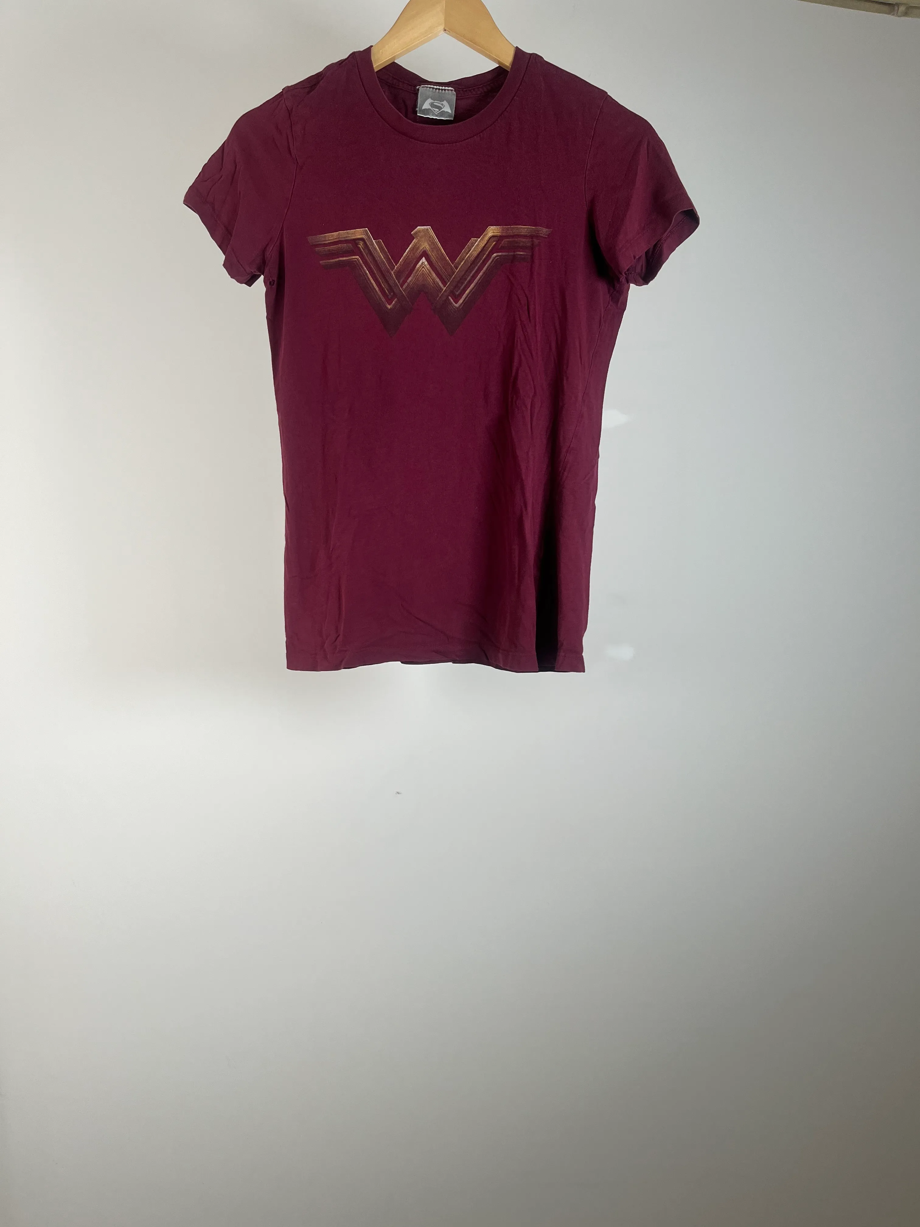 Wonder Woman Tee - M