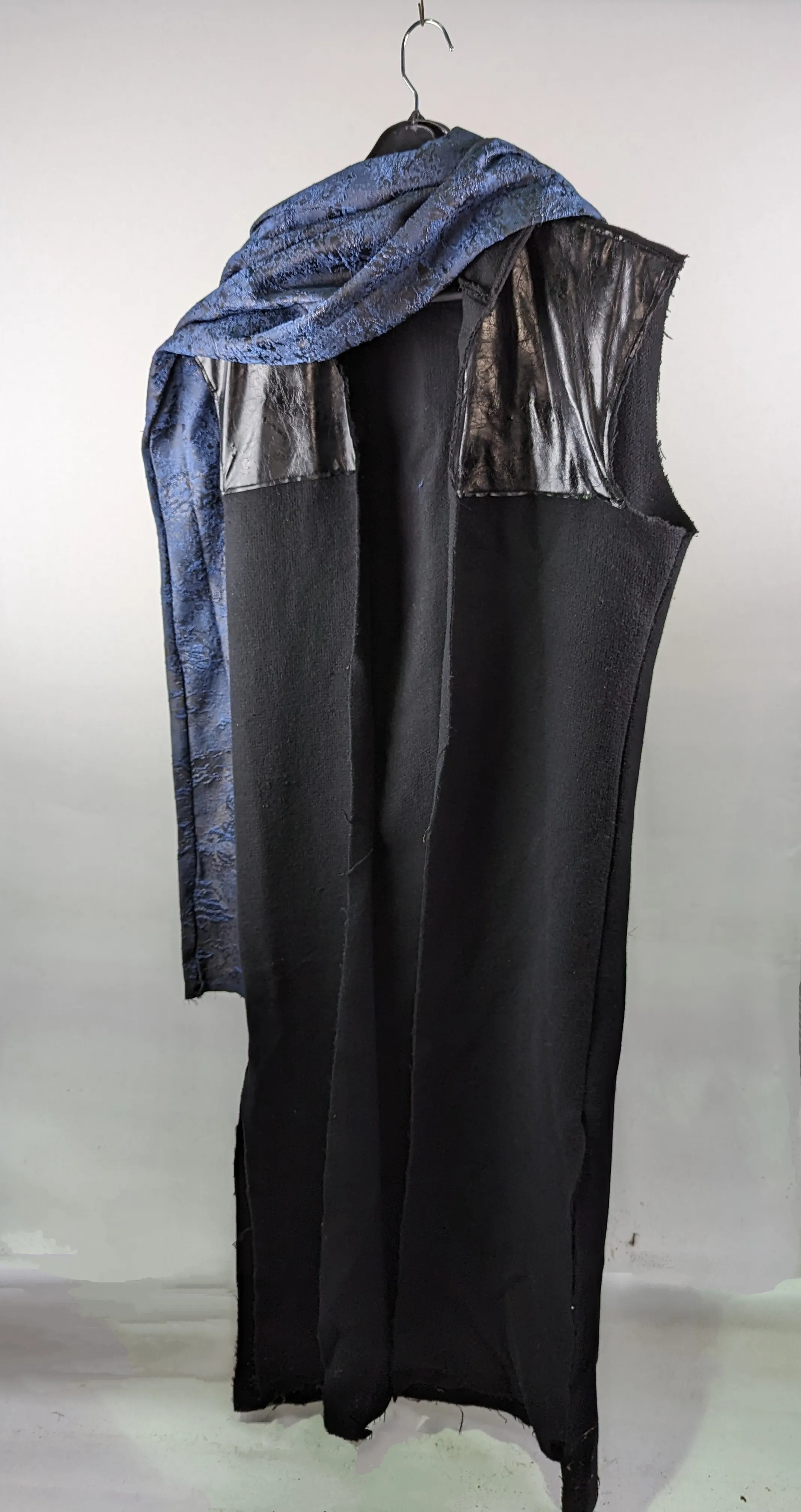 Black Hooded Fantasy Robe