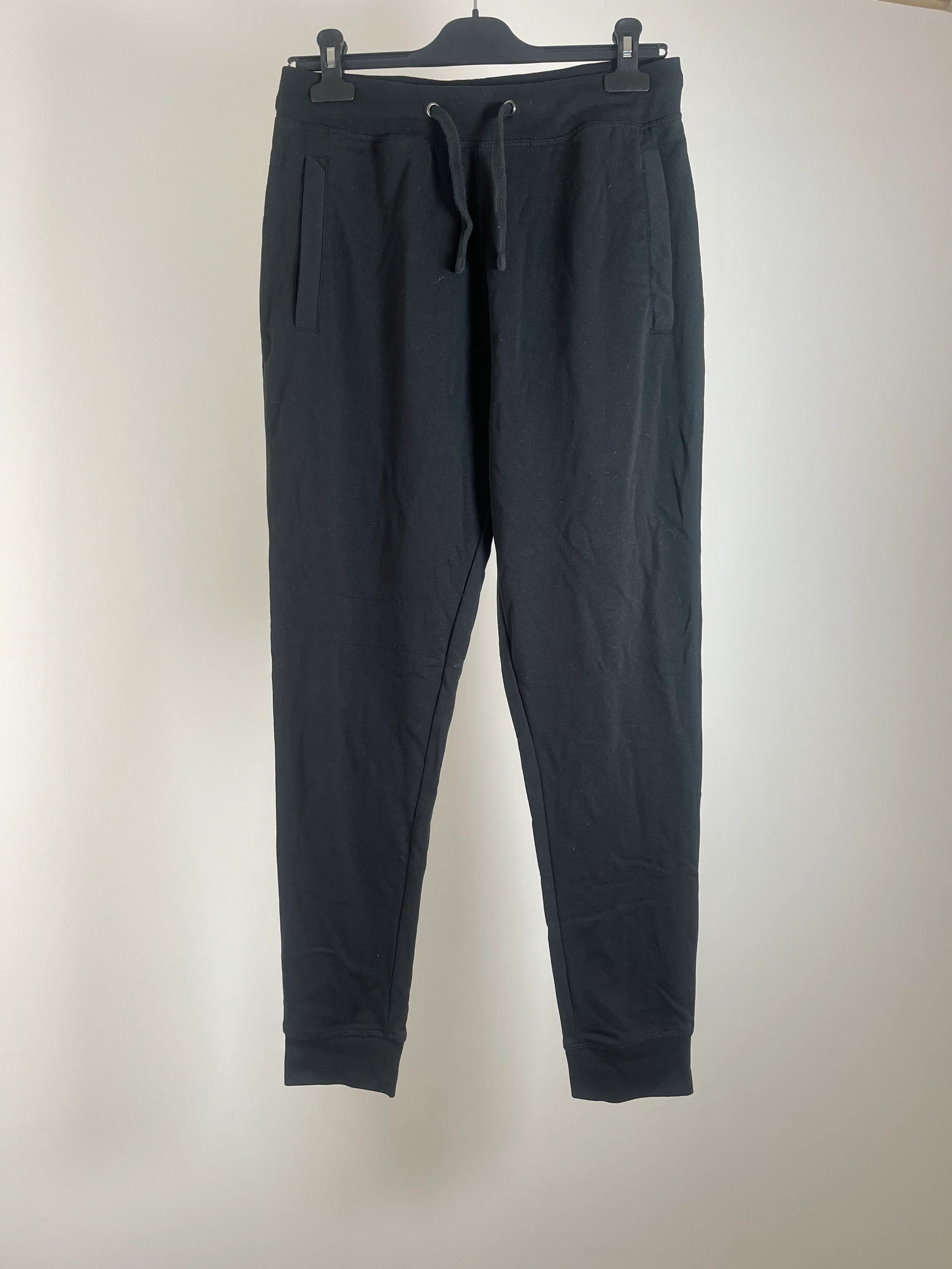 Black Joggers - M