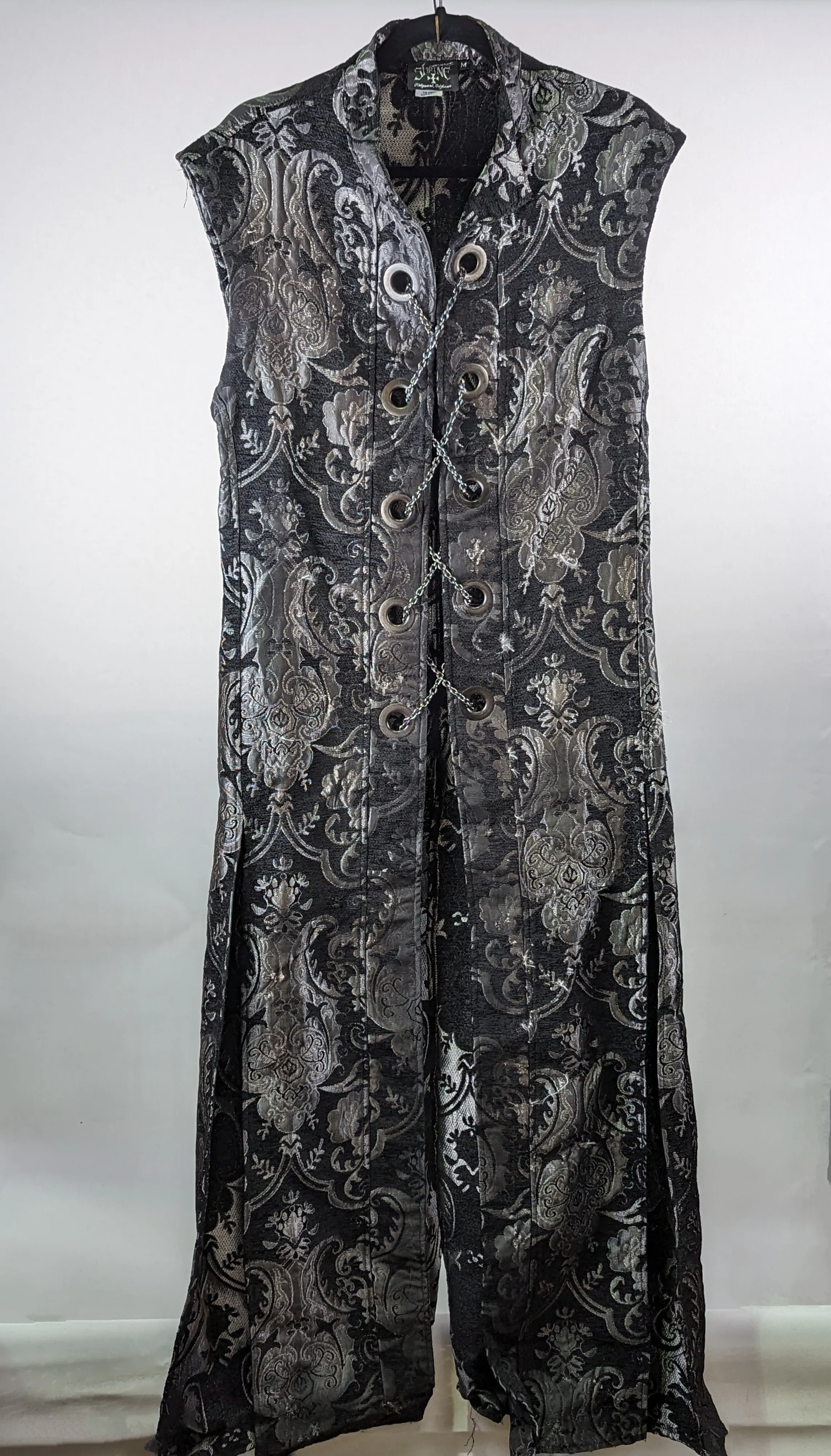 Black/Silver Jacquard Vampire Dust Coat