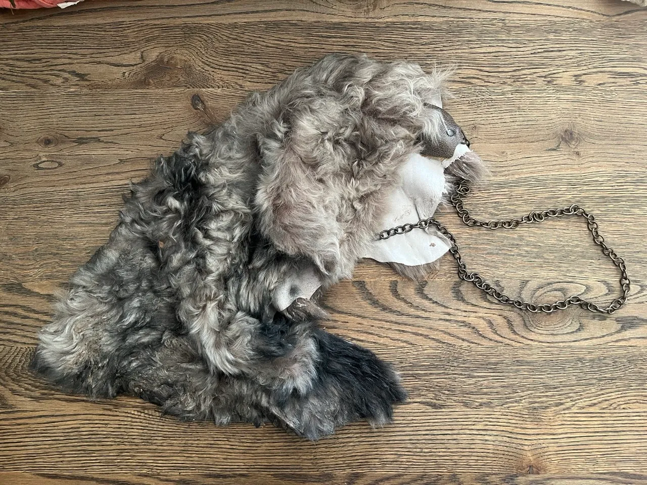 Chained Faux Fur Single Shoulder Cape