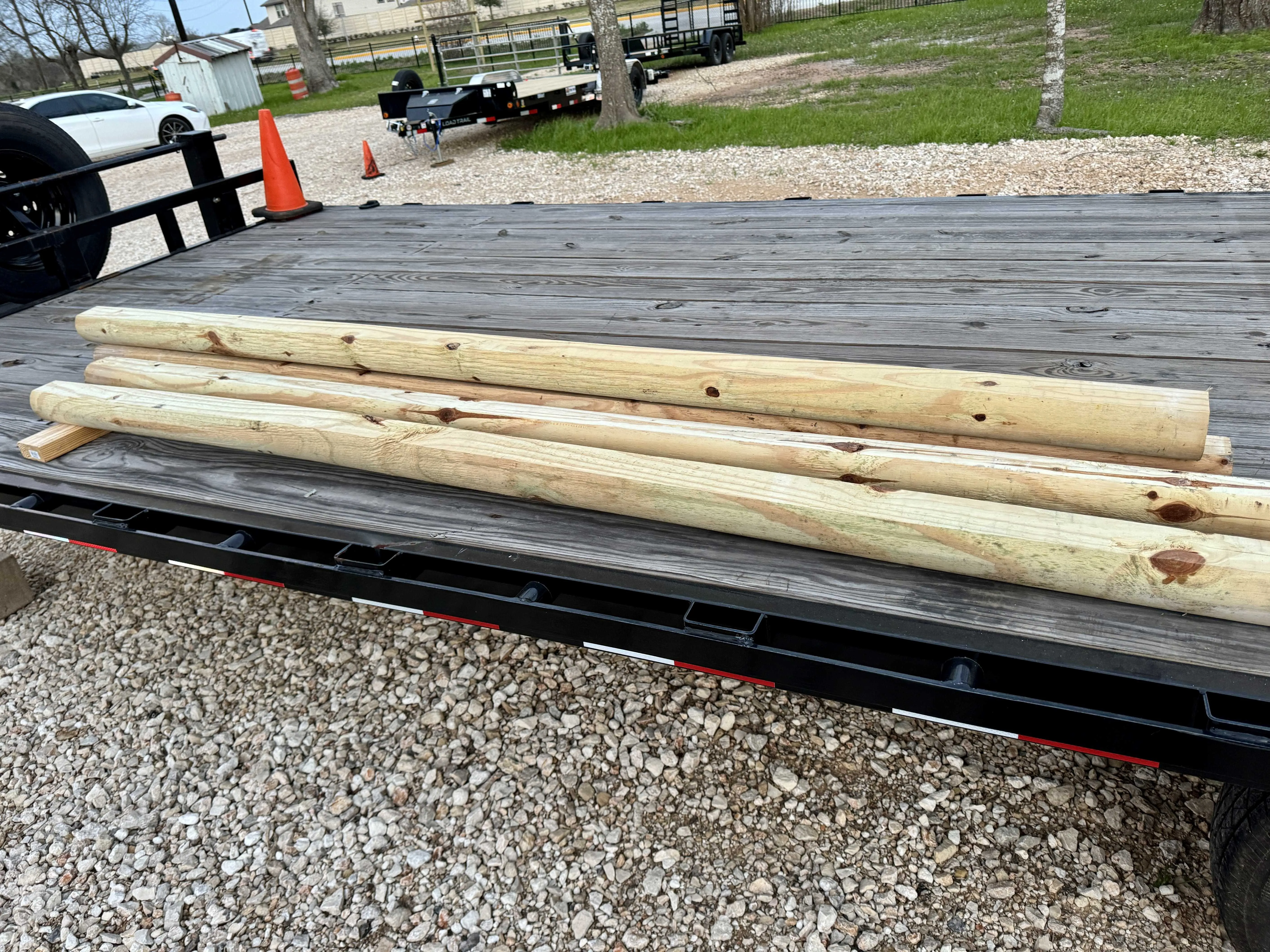 (5) Pieces of Dunnage Lumber