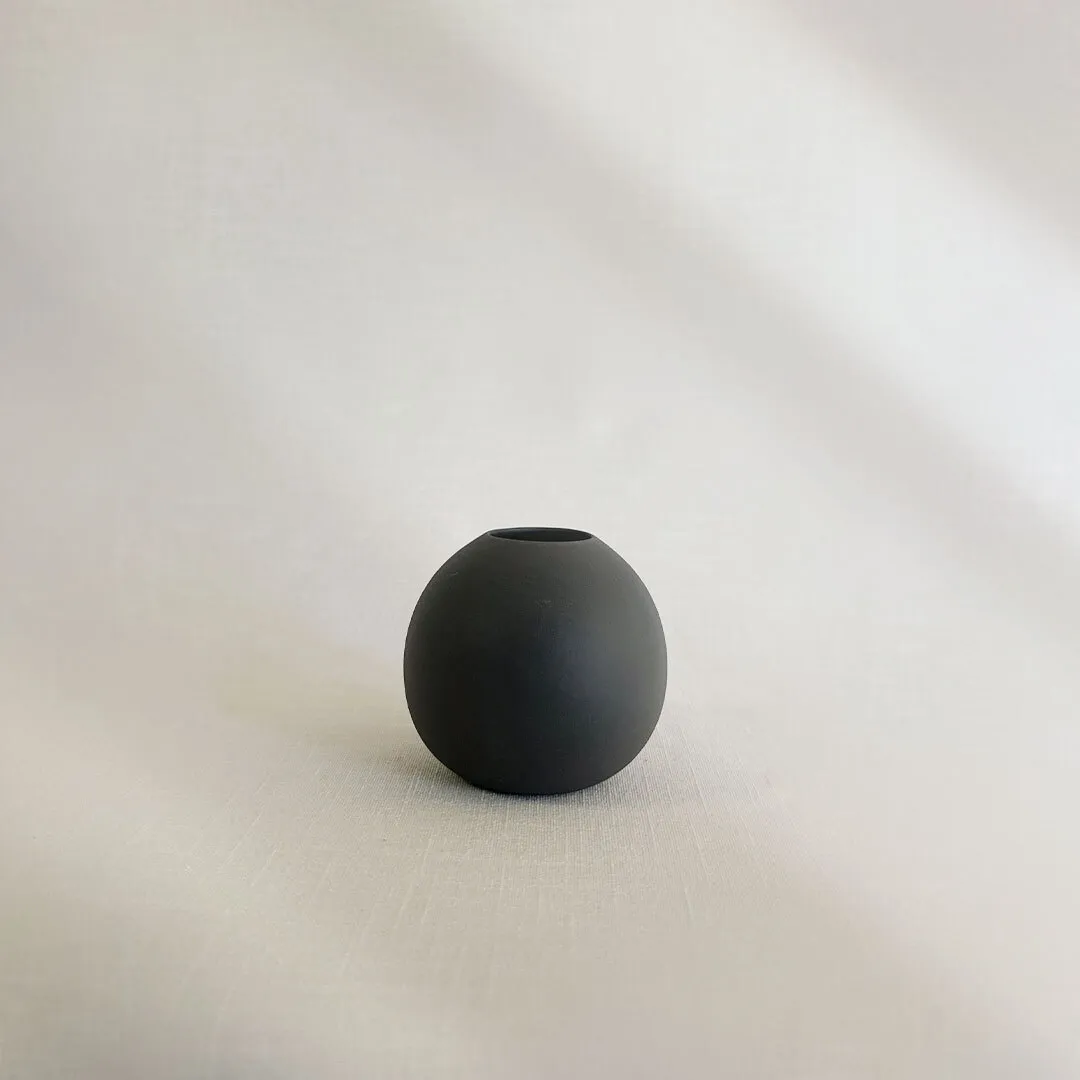 Cloud Vase Charcoal