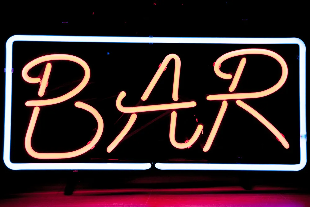 Neon BAR ; Neonleuchte Neonschild BAR  Abmessungen : 54 x 29 x 15cm