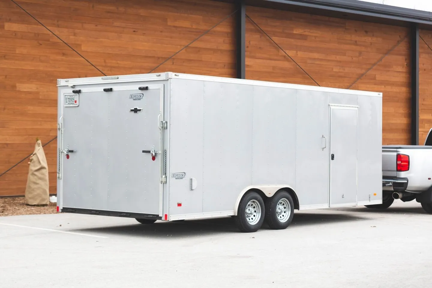 Trailer - 20ft Enclosed
