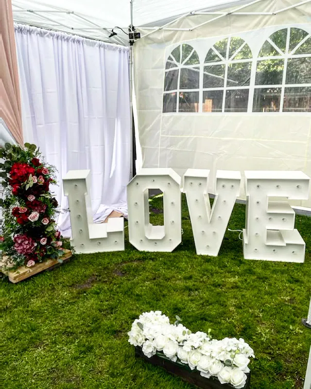 ''LOVE'' LETTERS 3Ft WITH LIGHT