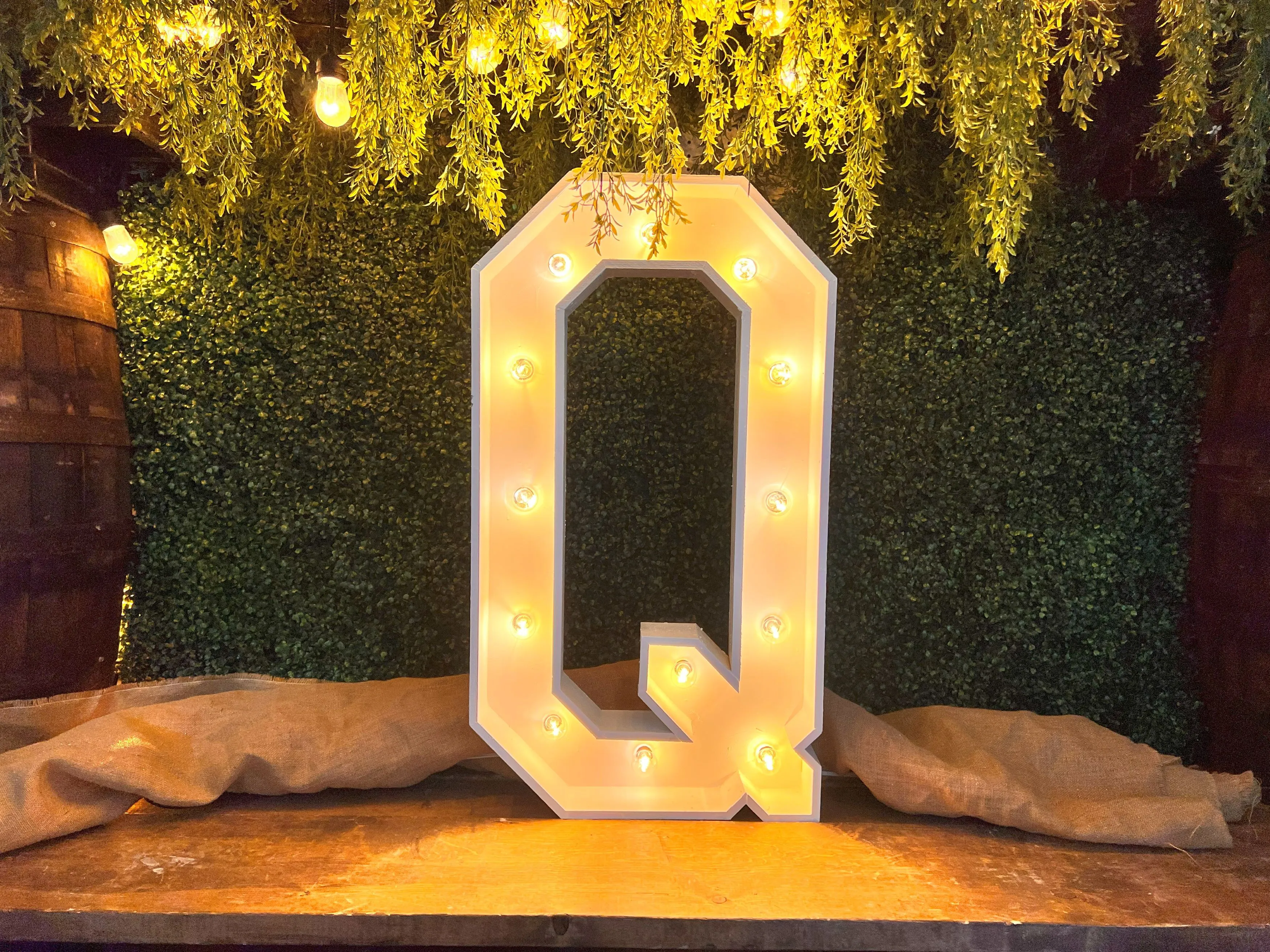 36 Inch Lighted Marquee Letter Q
