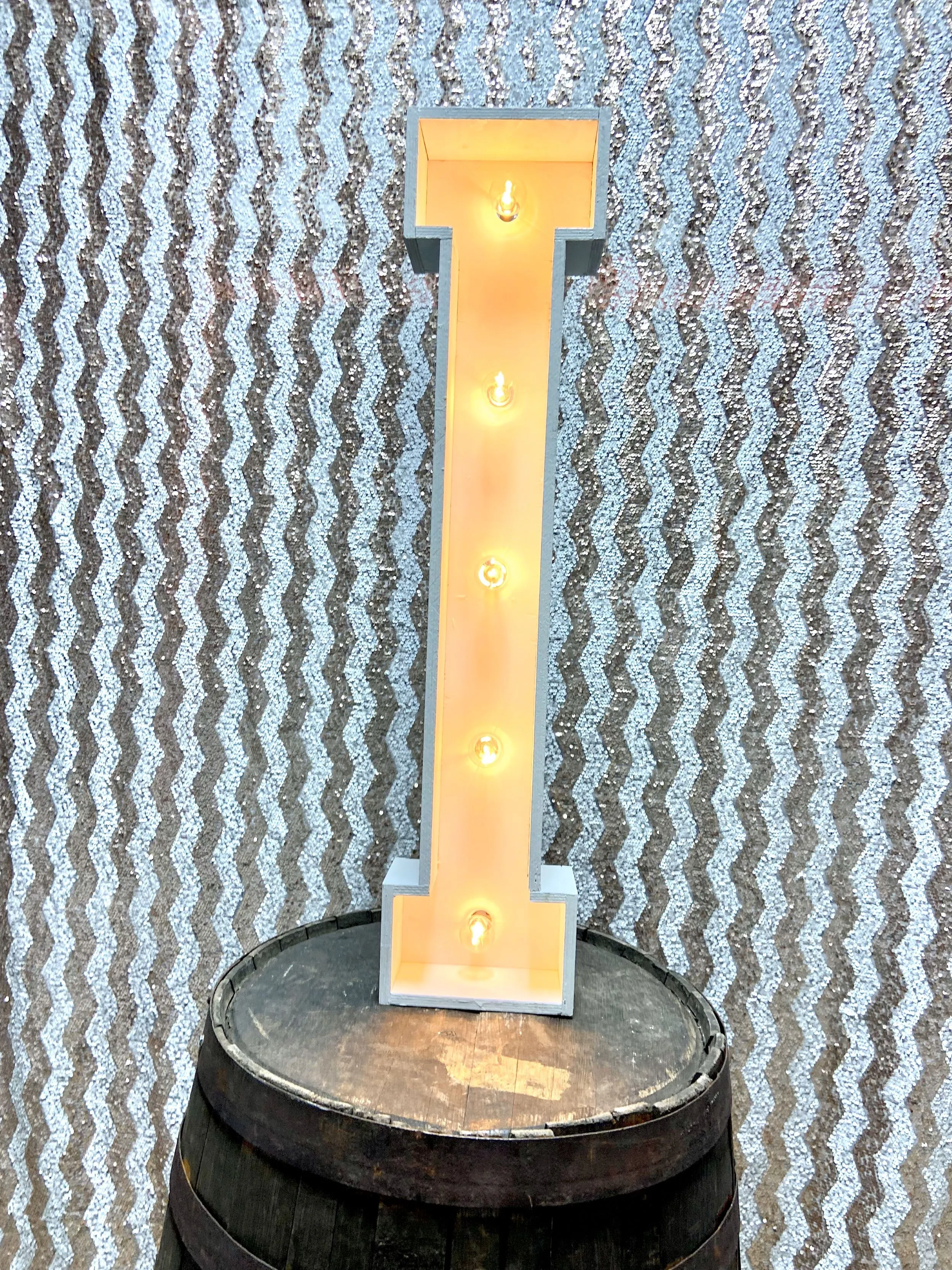 36 Inch Lighted Marquee Letter I