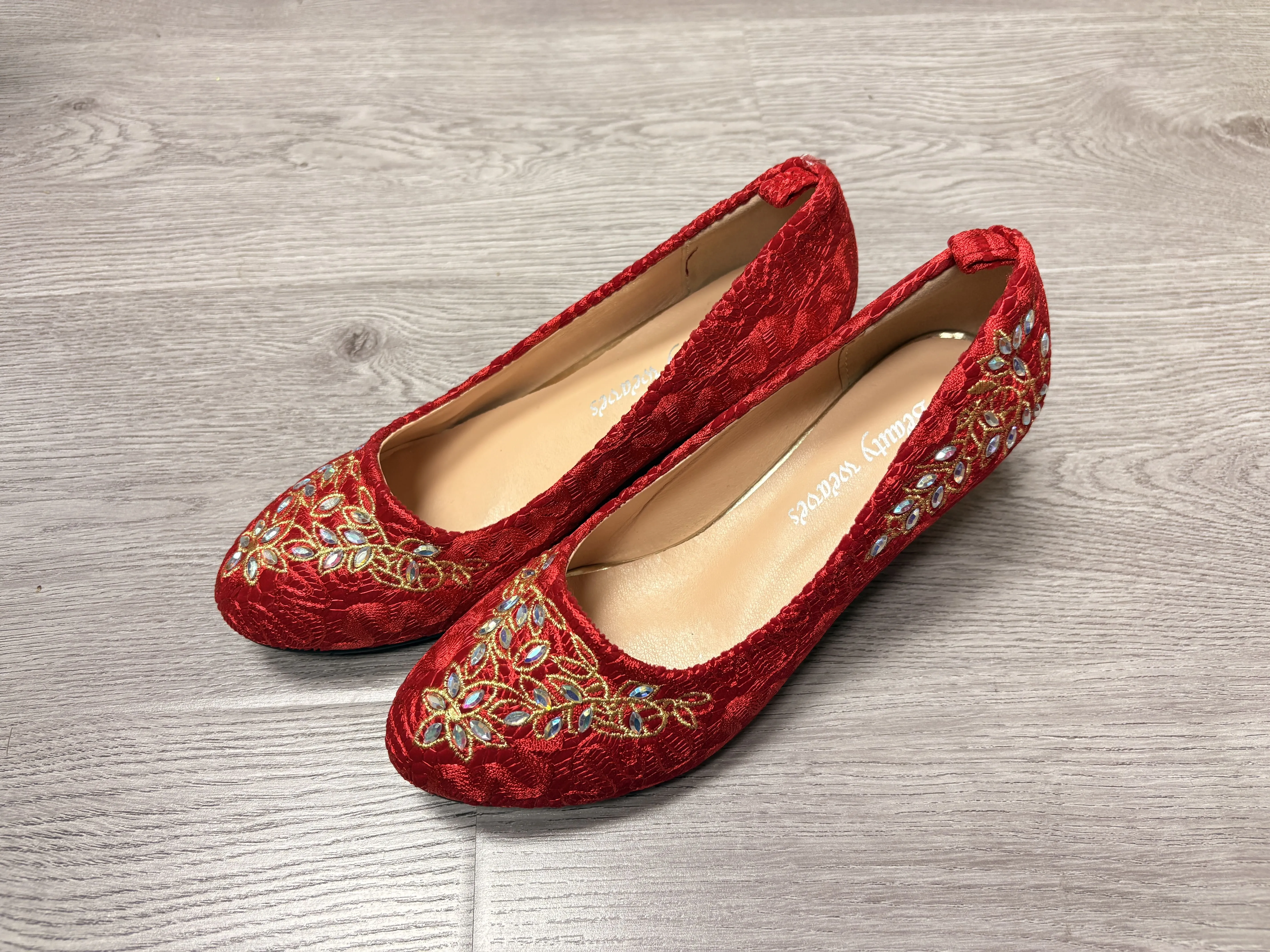 繡花鞋 51 (37碼)