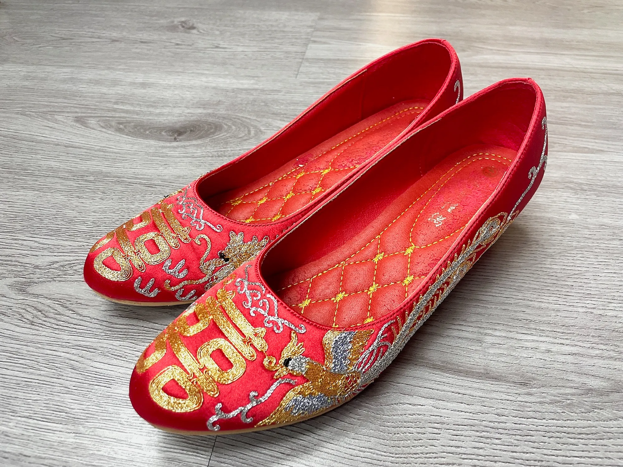 繡花鞋 40 (41碼)