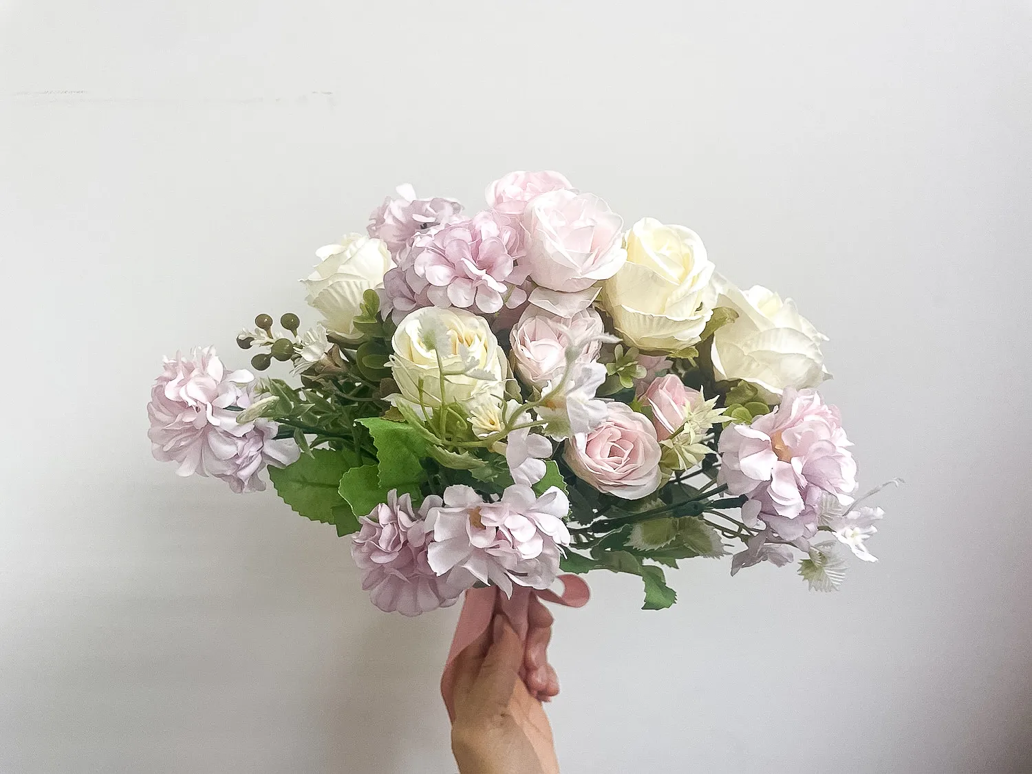 姊妹手捧絲花束 14 (6)