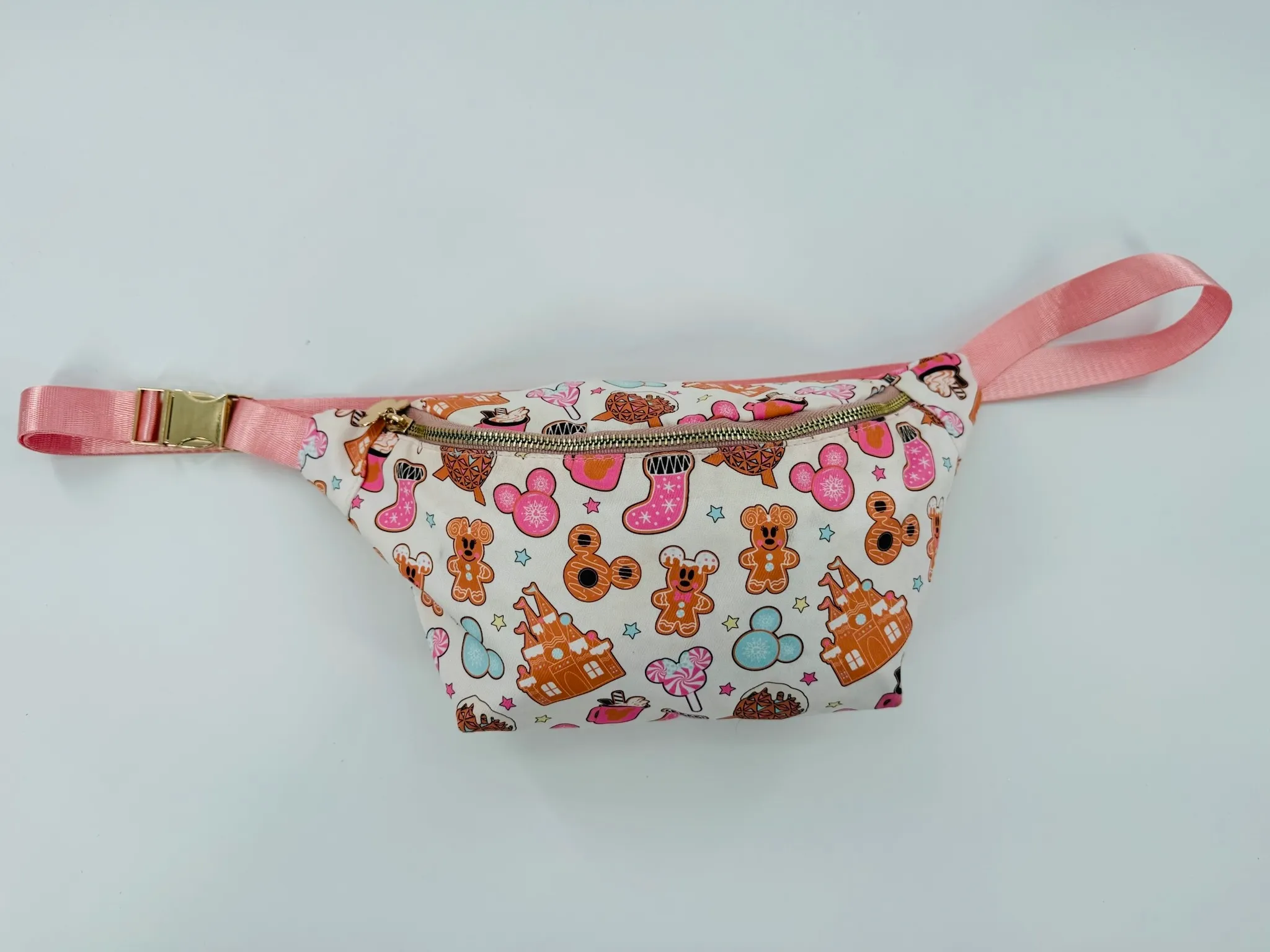 Pinkmas Fanny, Mickey & Minnie Gingerbread - Magical Aesthetics Co. 