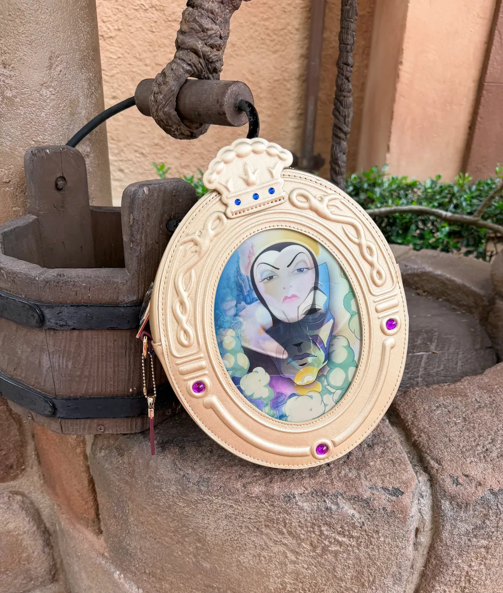 BioWorld Disney's Snow White Magic Mirror 3D Crossbody Novelty Bag