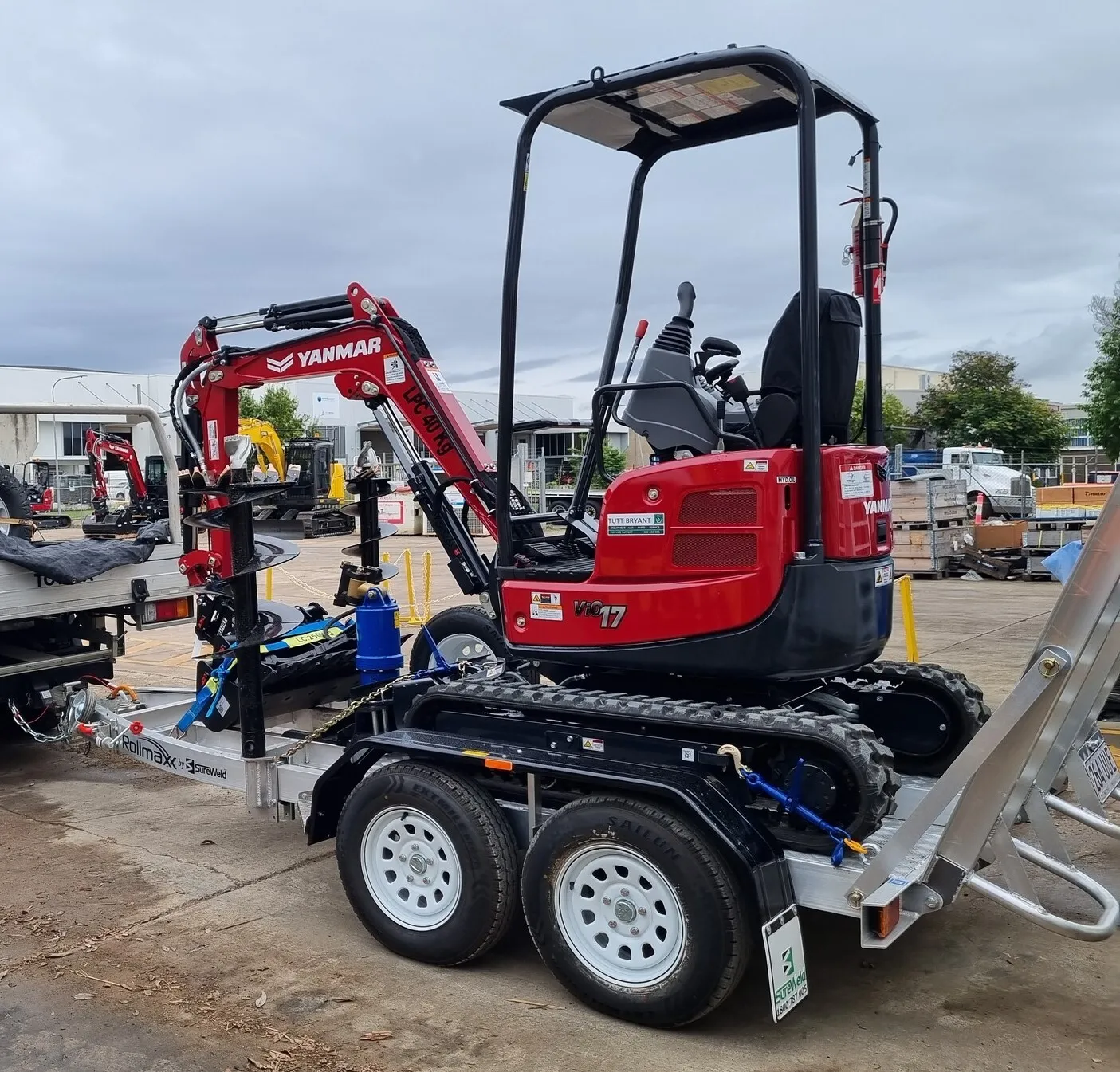 1.7T Excavator and Trailer Package