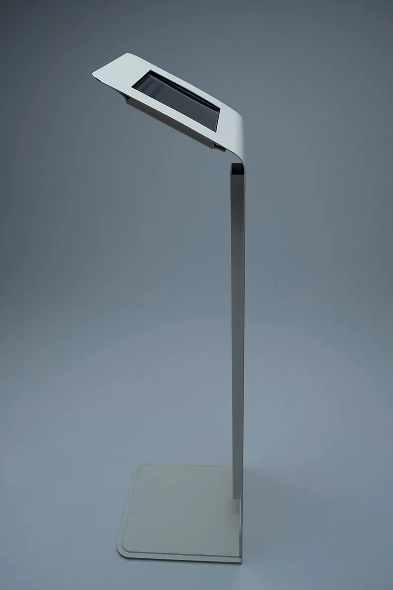 Apple iPad Pro 12,9" lattiatelineellä