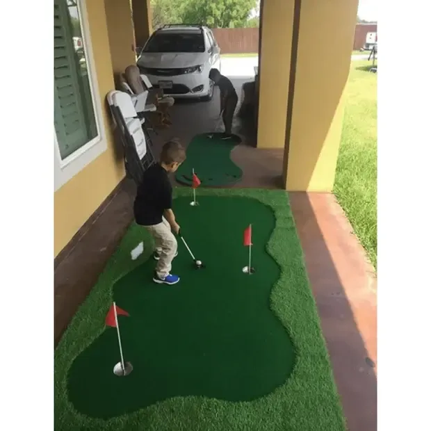 12-Ft Pro Portable Putting Green