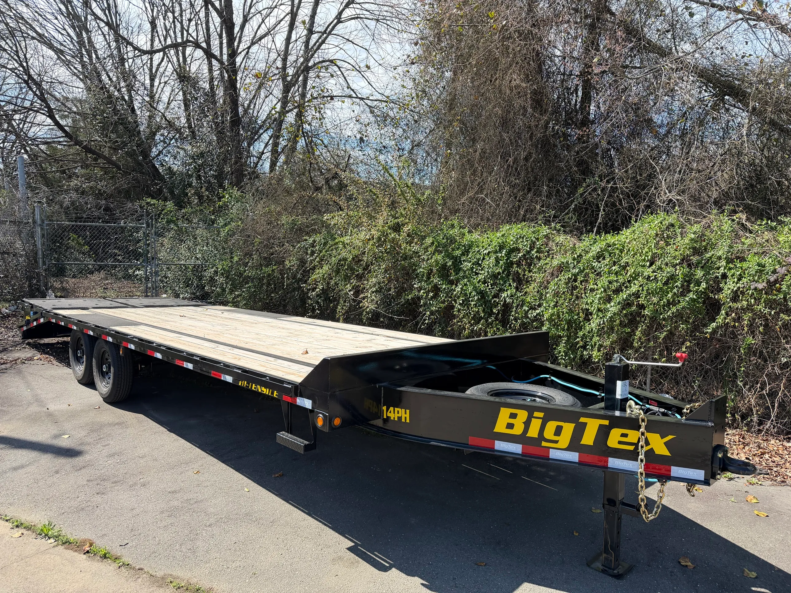 Deckover Trailer: 20+5 Flat Deck