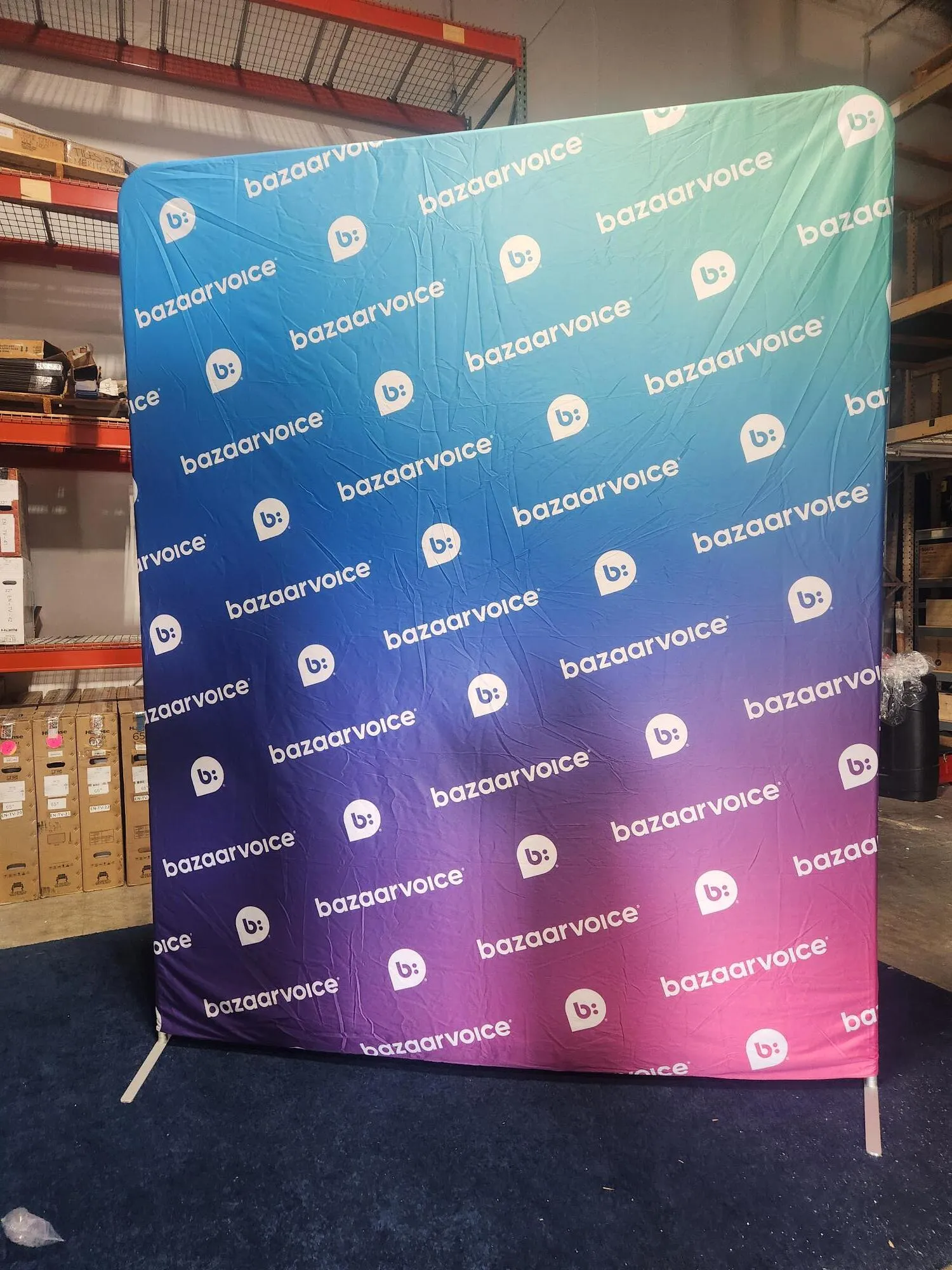 Bazaarvoice 8ft x 10ft Pillow Case Frame with Graphic