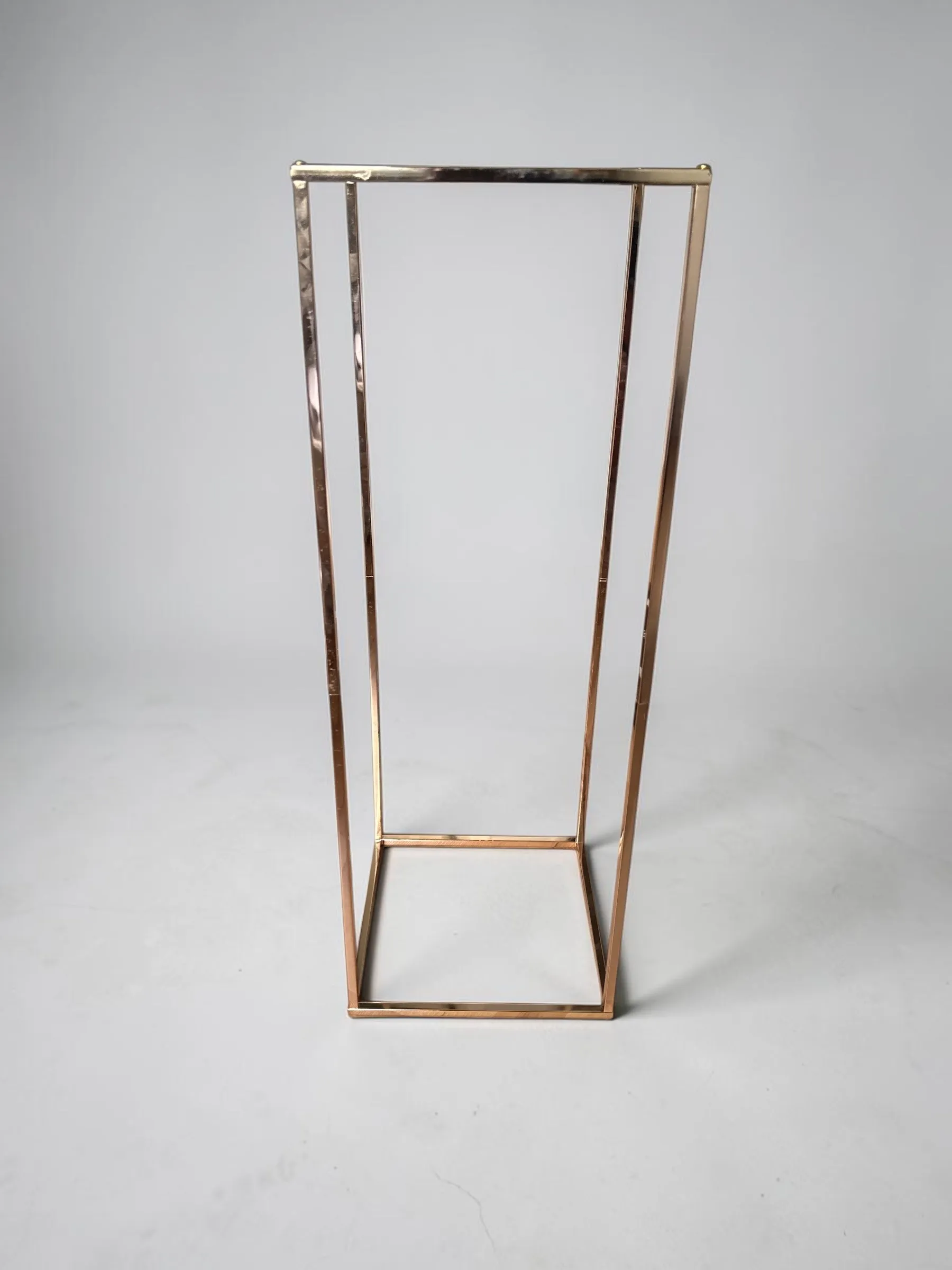 32in Tall Harlow Stands