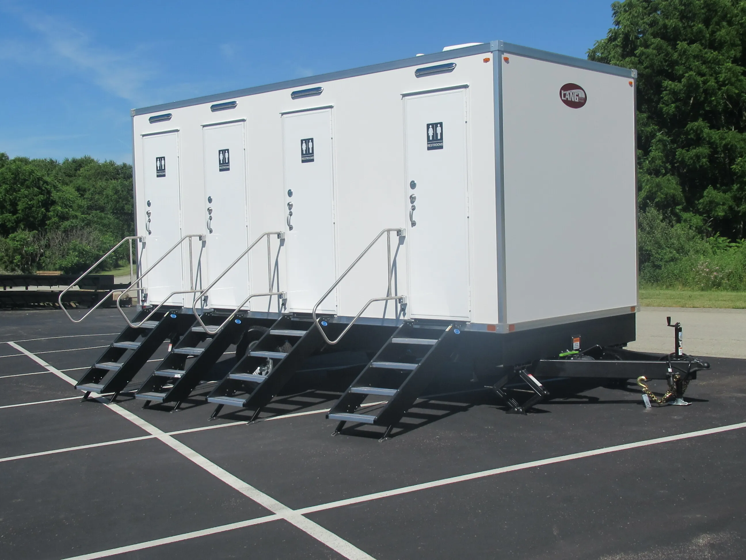 4 STALL RESTROOM TRAILER