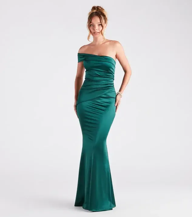 Zoey Emerald Green Gown
