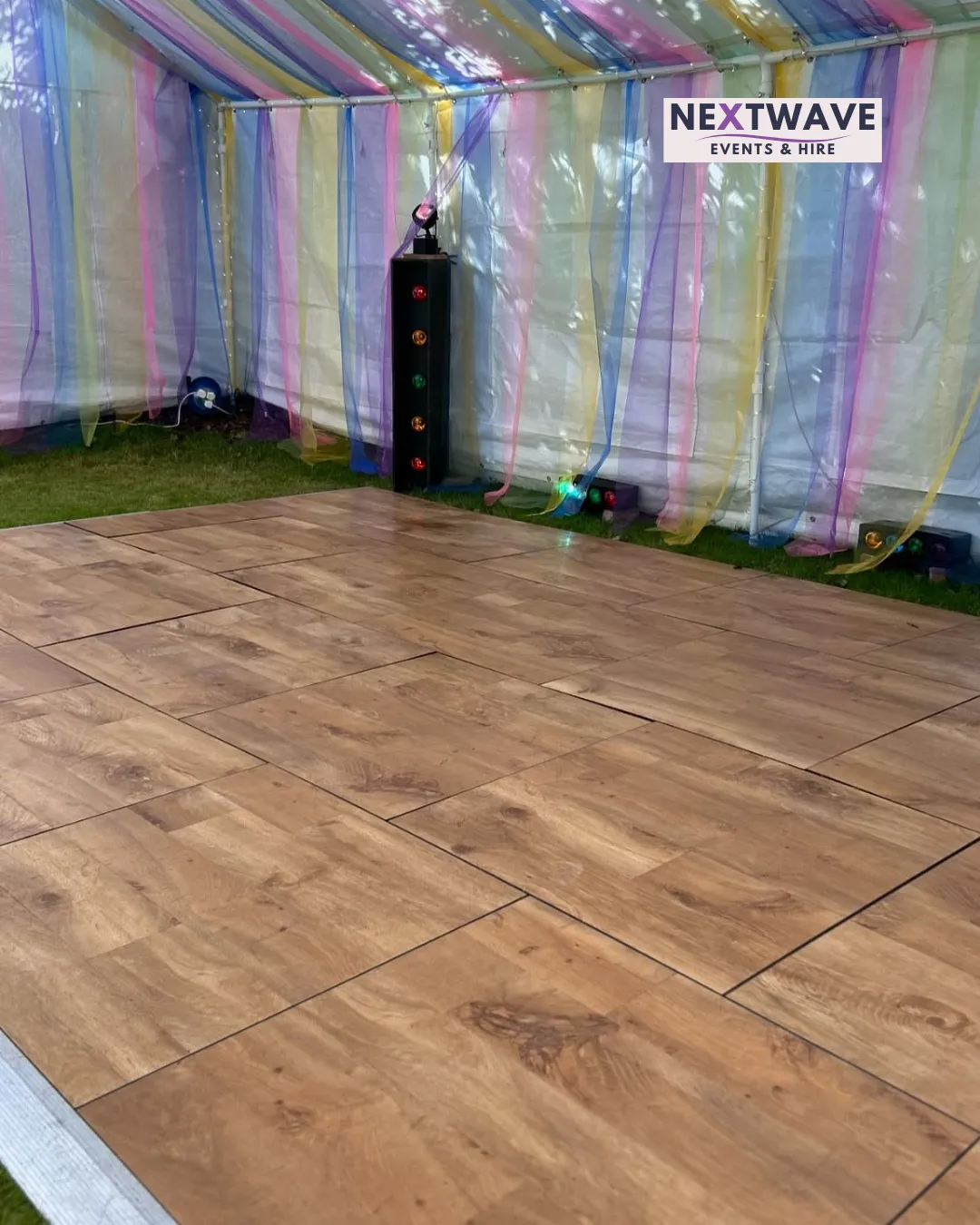 20x24ft Wood Effect Dancefloor