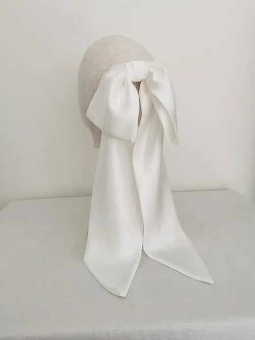Savannah Silk Bow
