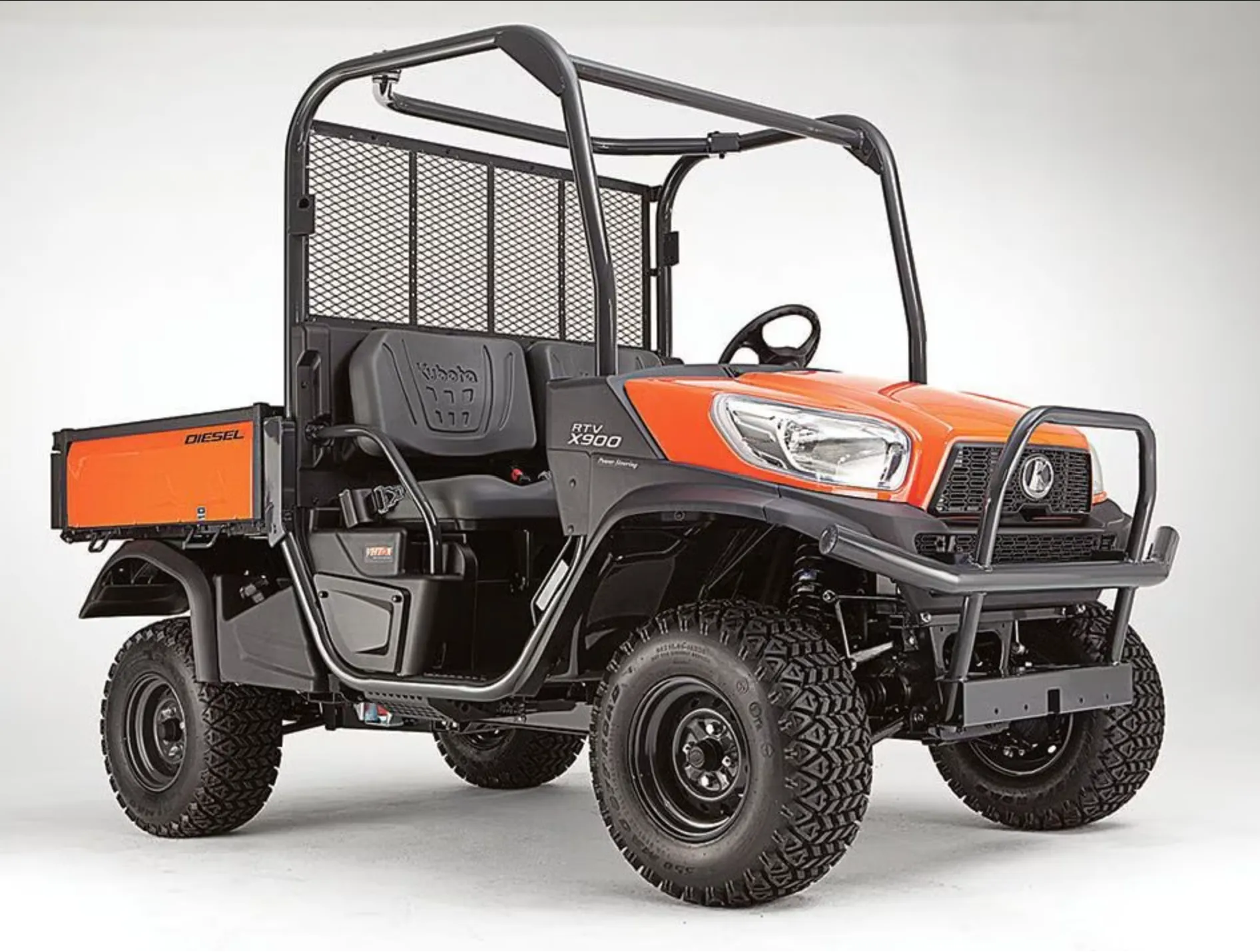 Kubota RTV900 Hydraulic Dump