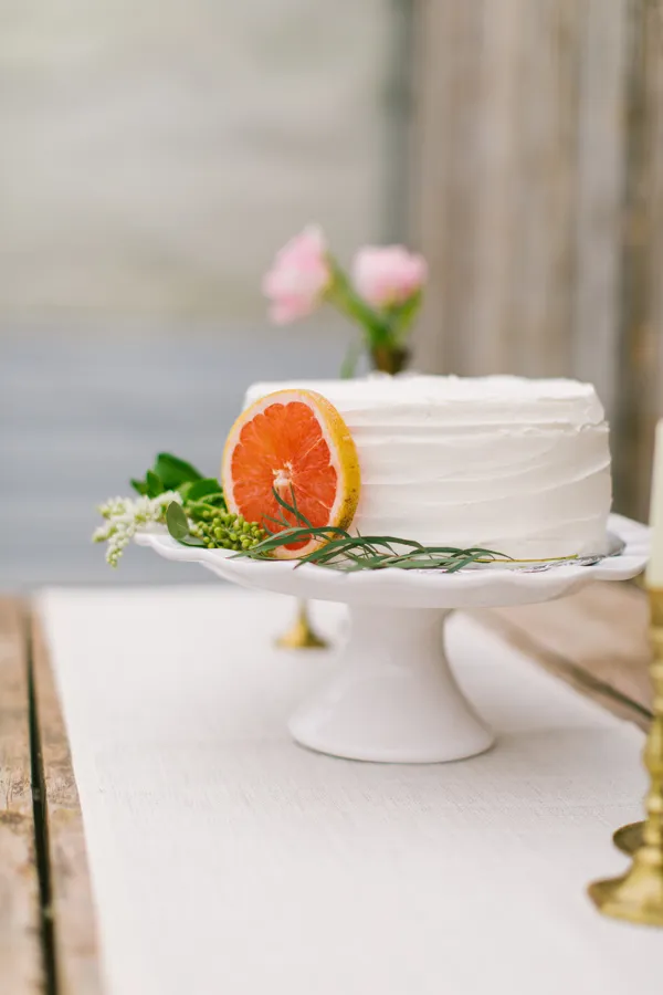 White Ceramic Cake Stand
