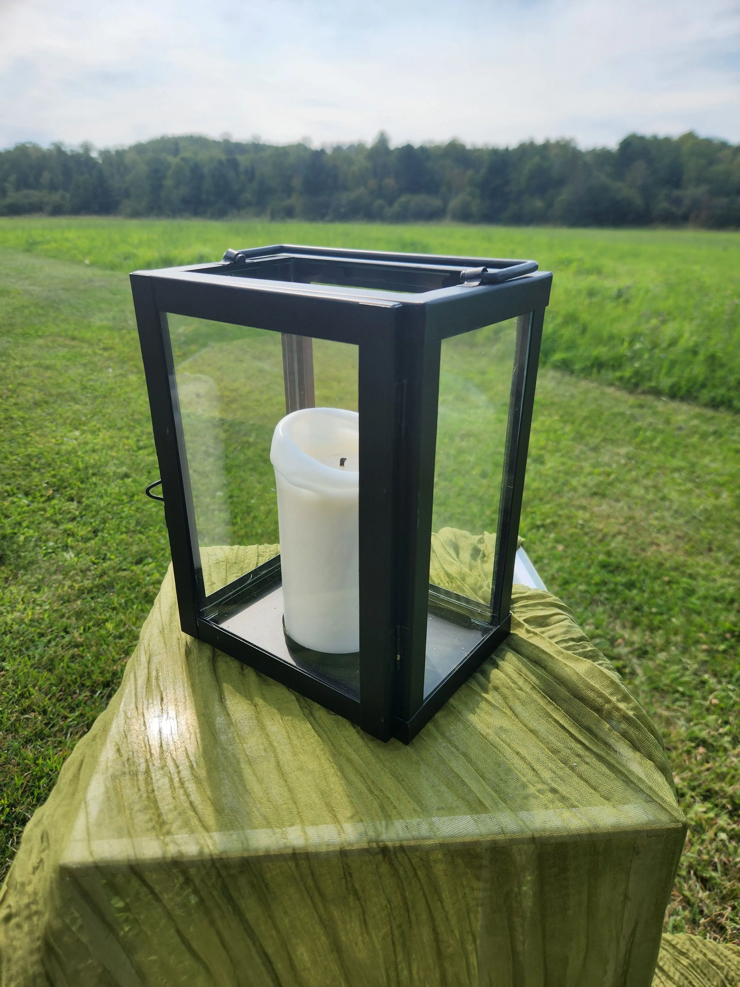 Black Metal Lantern Flat - Modern Collection