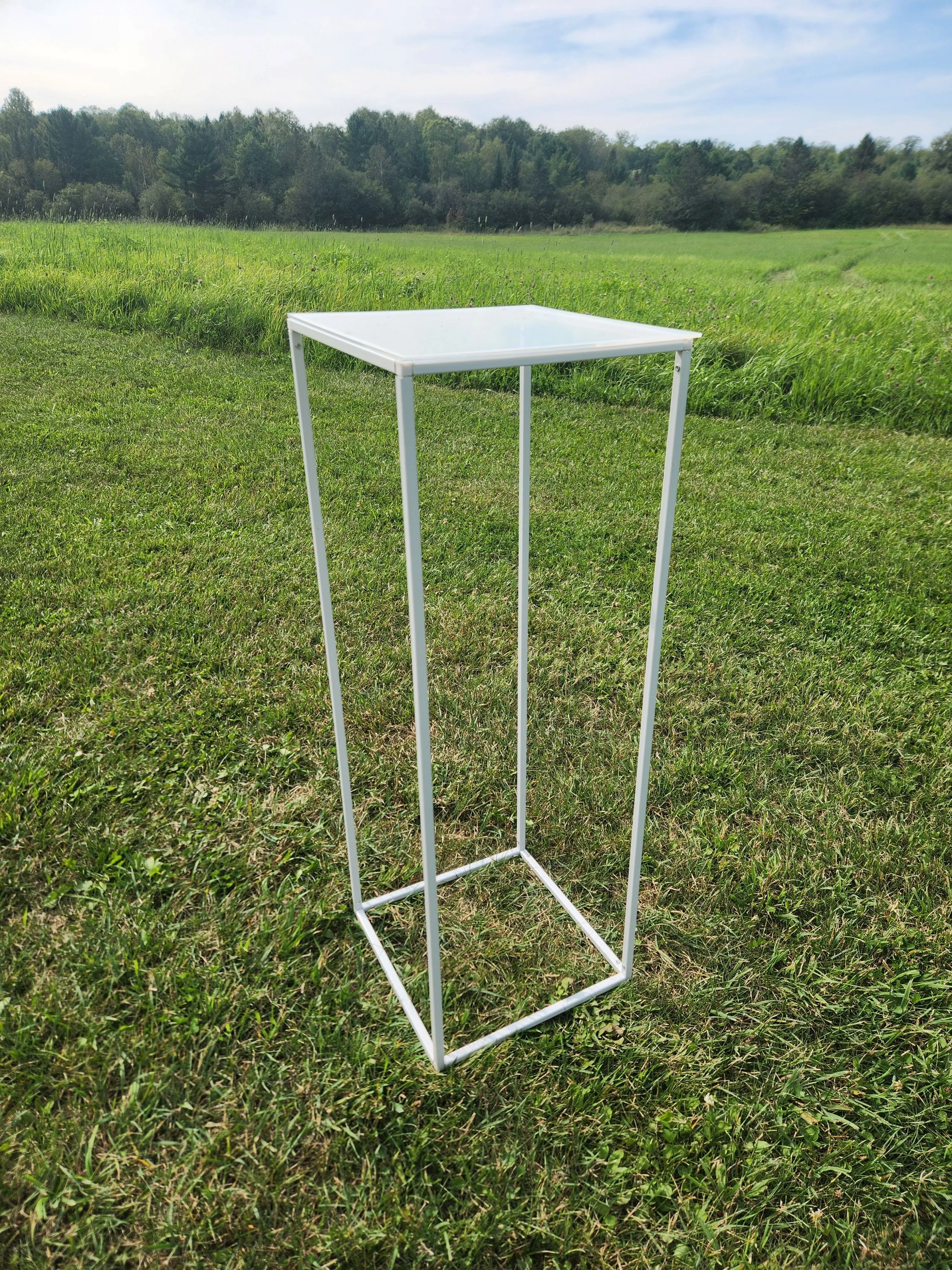 White Metal Stand - Modern Collection