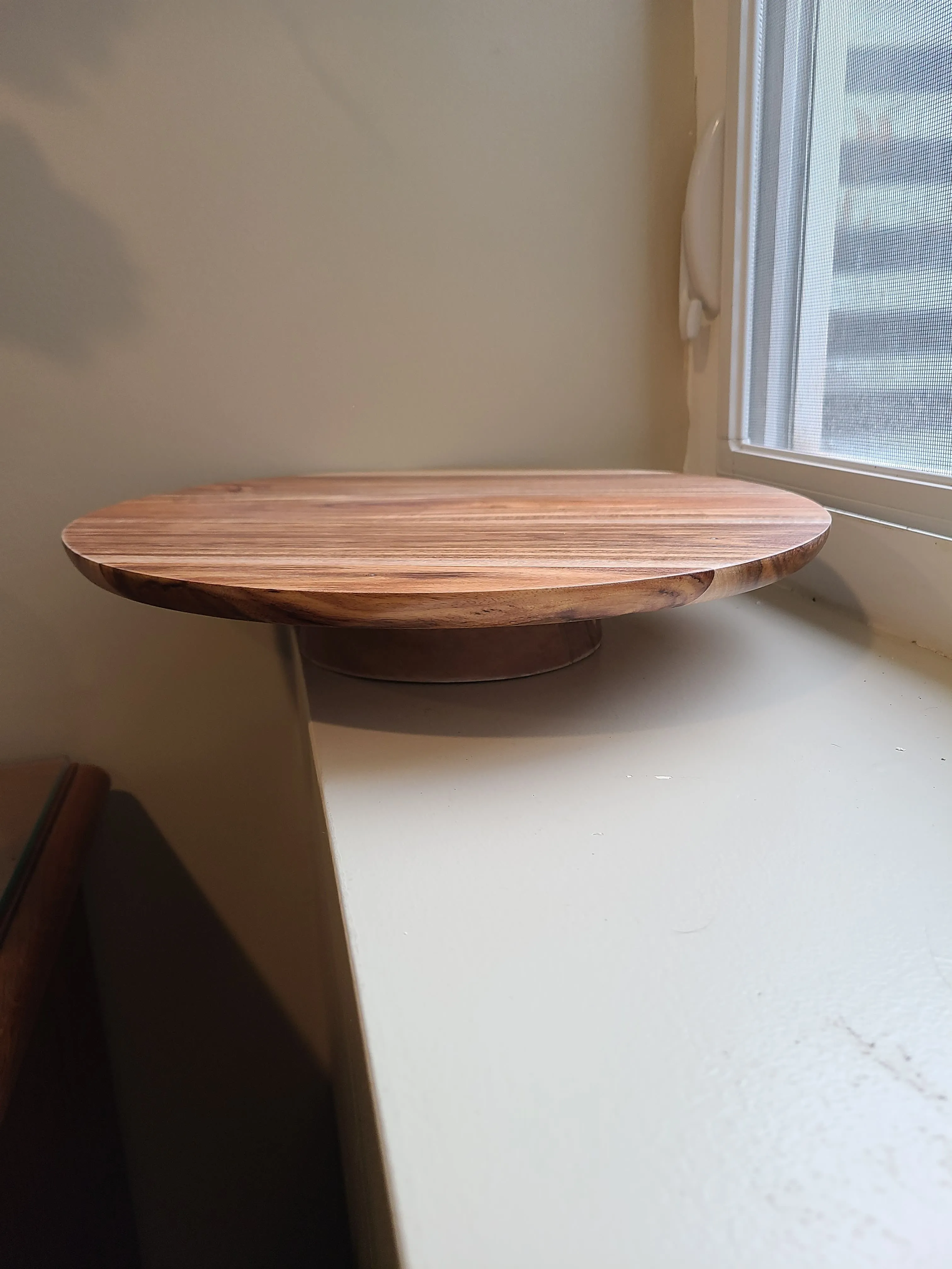 Short Wood Cake Stand