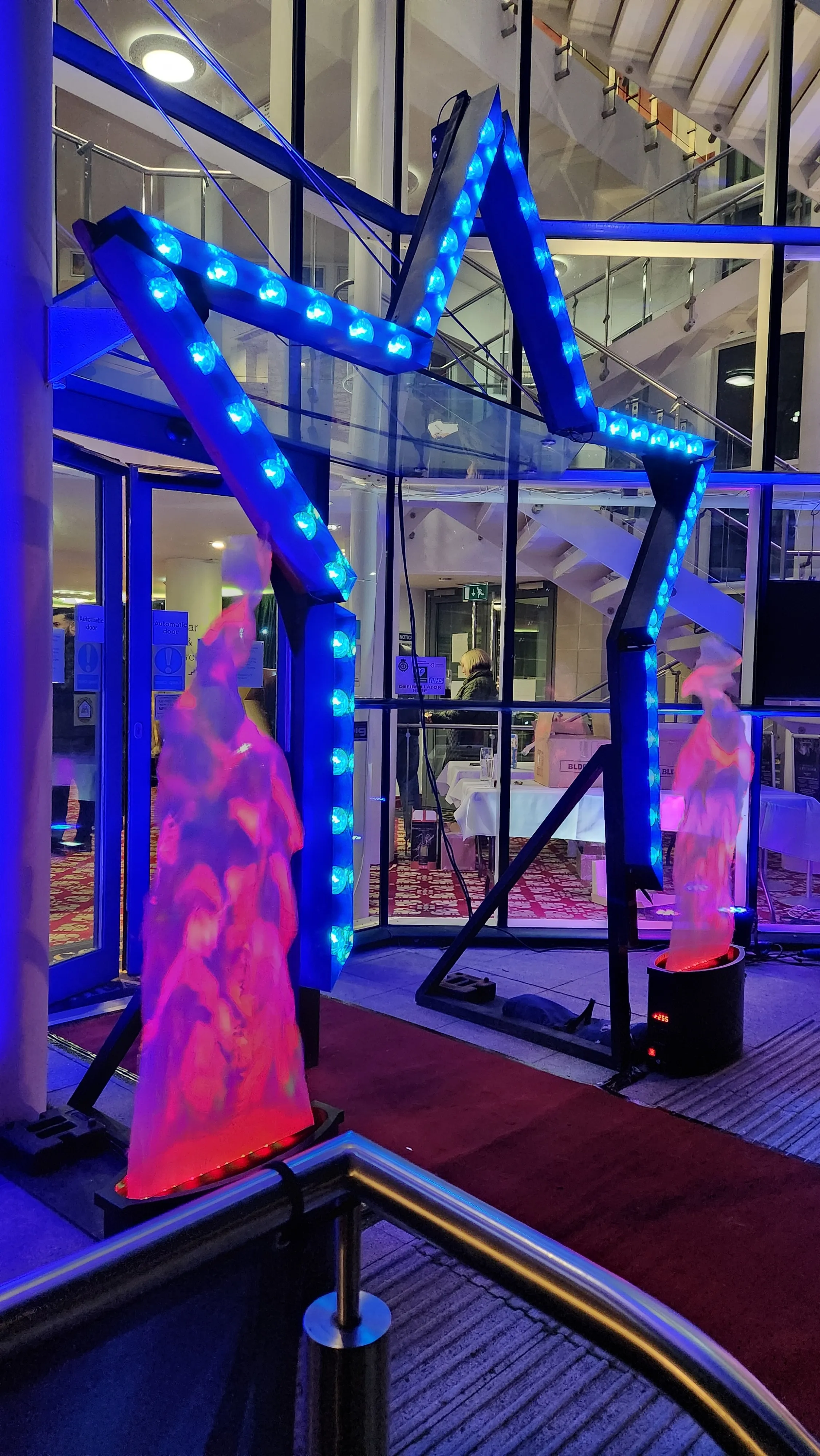 Light Up Star Arch Walk Through