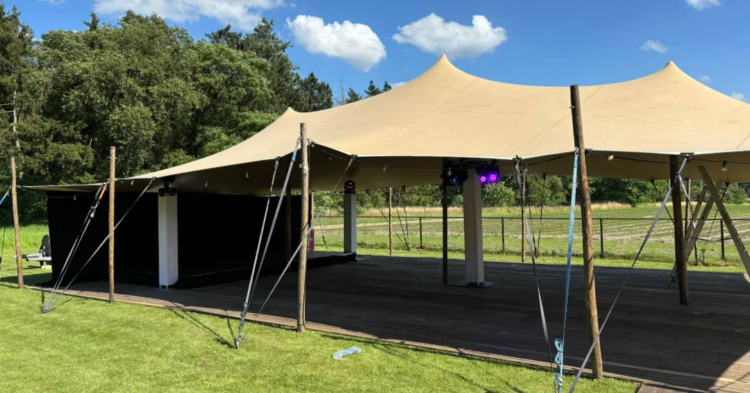 Stretchtent | 10x15 | Incl. op- en afbouw