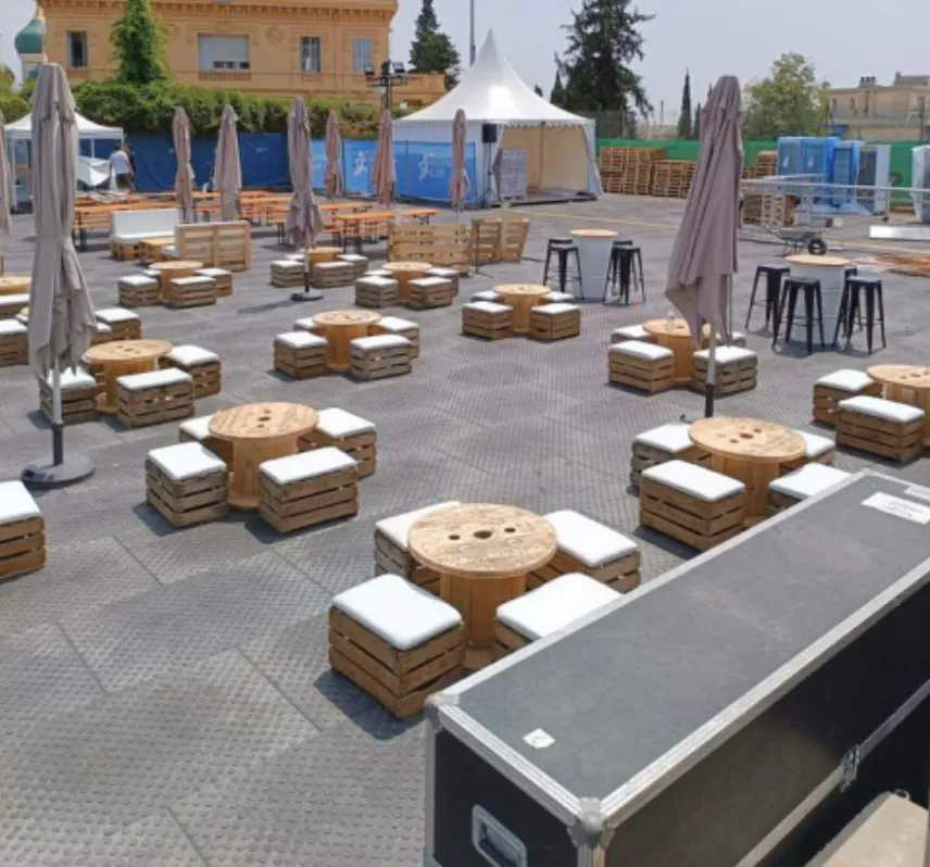 Mobiliario para eventos sostenible