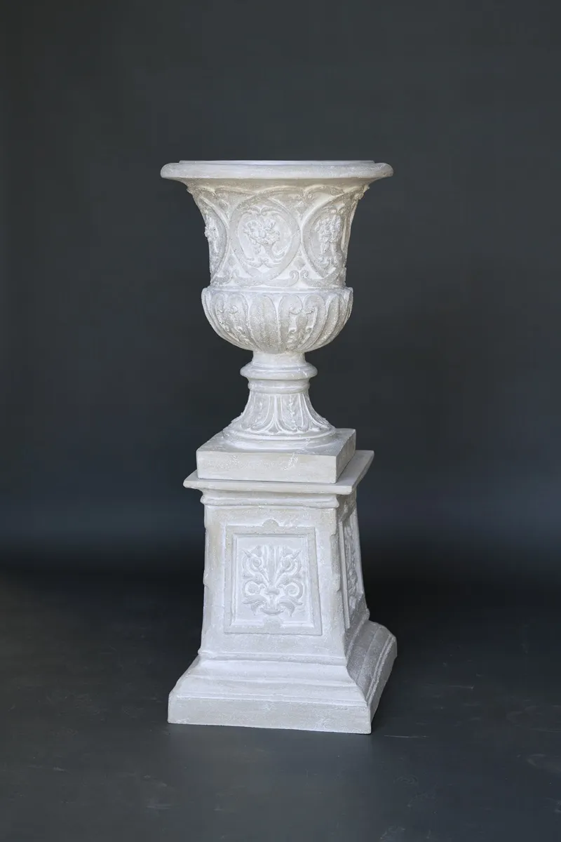Kingston Urn and Pedestal Set