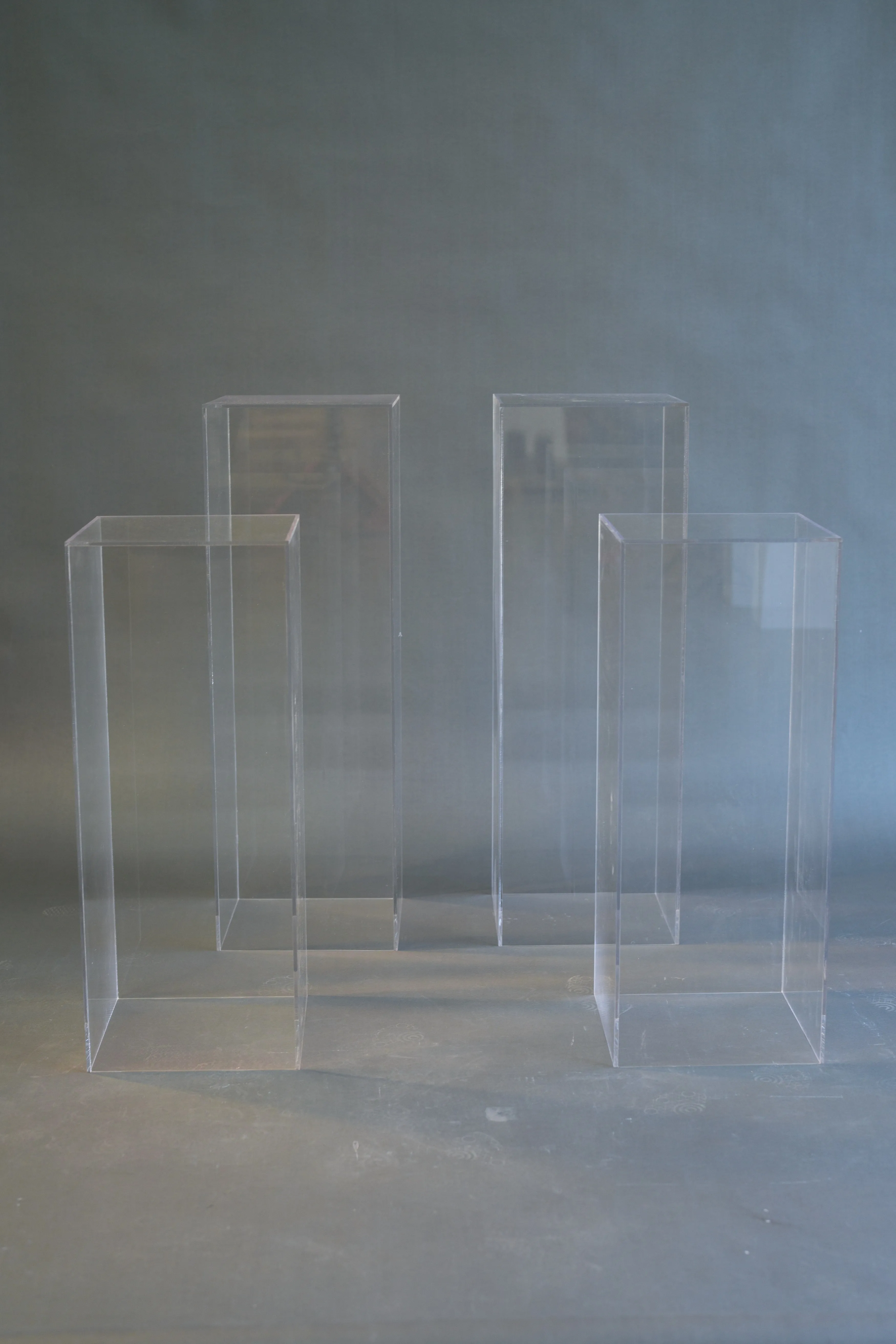 Arden Pedestal