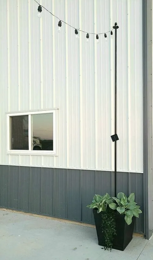 Planter String Light Poll